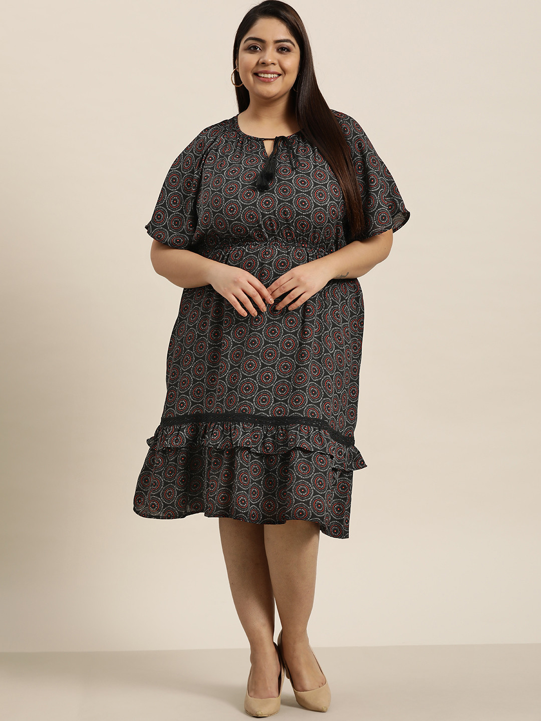 

Sztori Women Plus Size Black & Red Ethnic Print Tie-Up Neck A-Line Dress