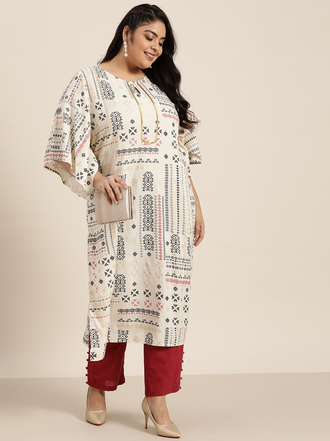 

Sztori Plus Size Women Off White & Black Ecovero Printed Keyhole Neck Flared Sleeves Kurta
