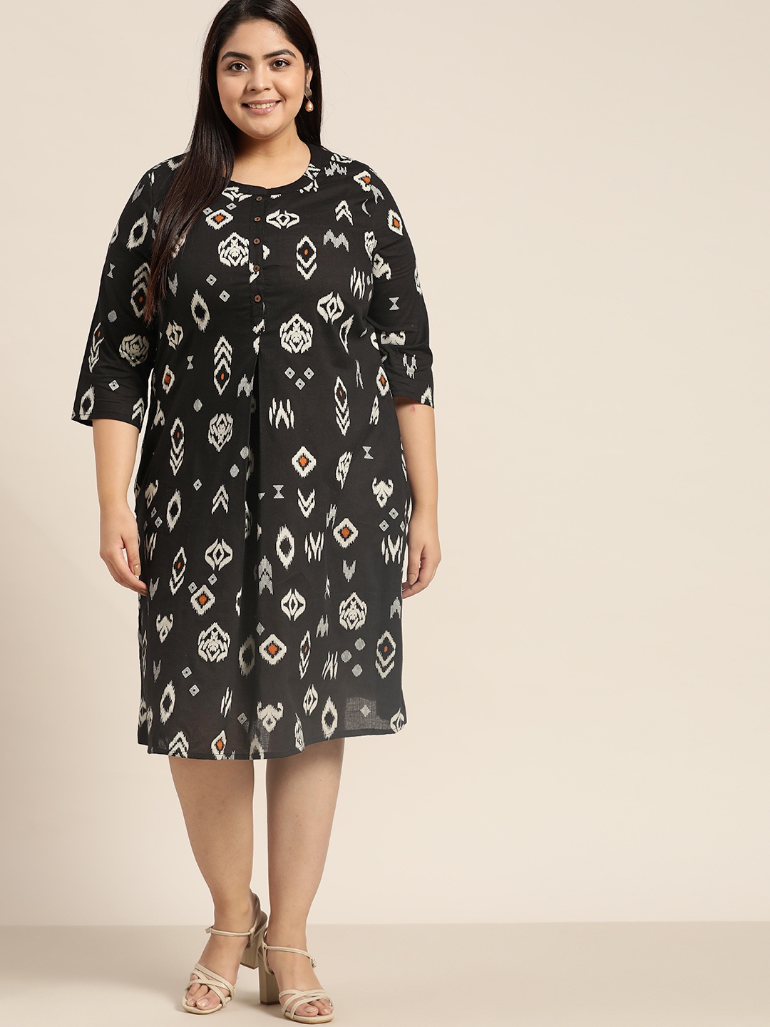 

Sztori Women Plus Size Black & White Geometric Print A-Line Dress