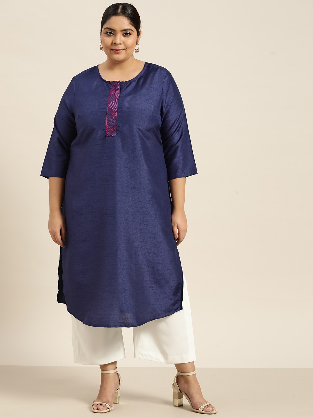 

Sztori Plus Size Women Navy Blue Solid Kurta