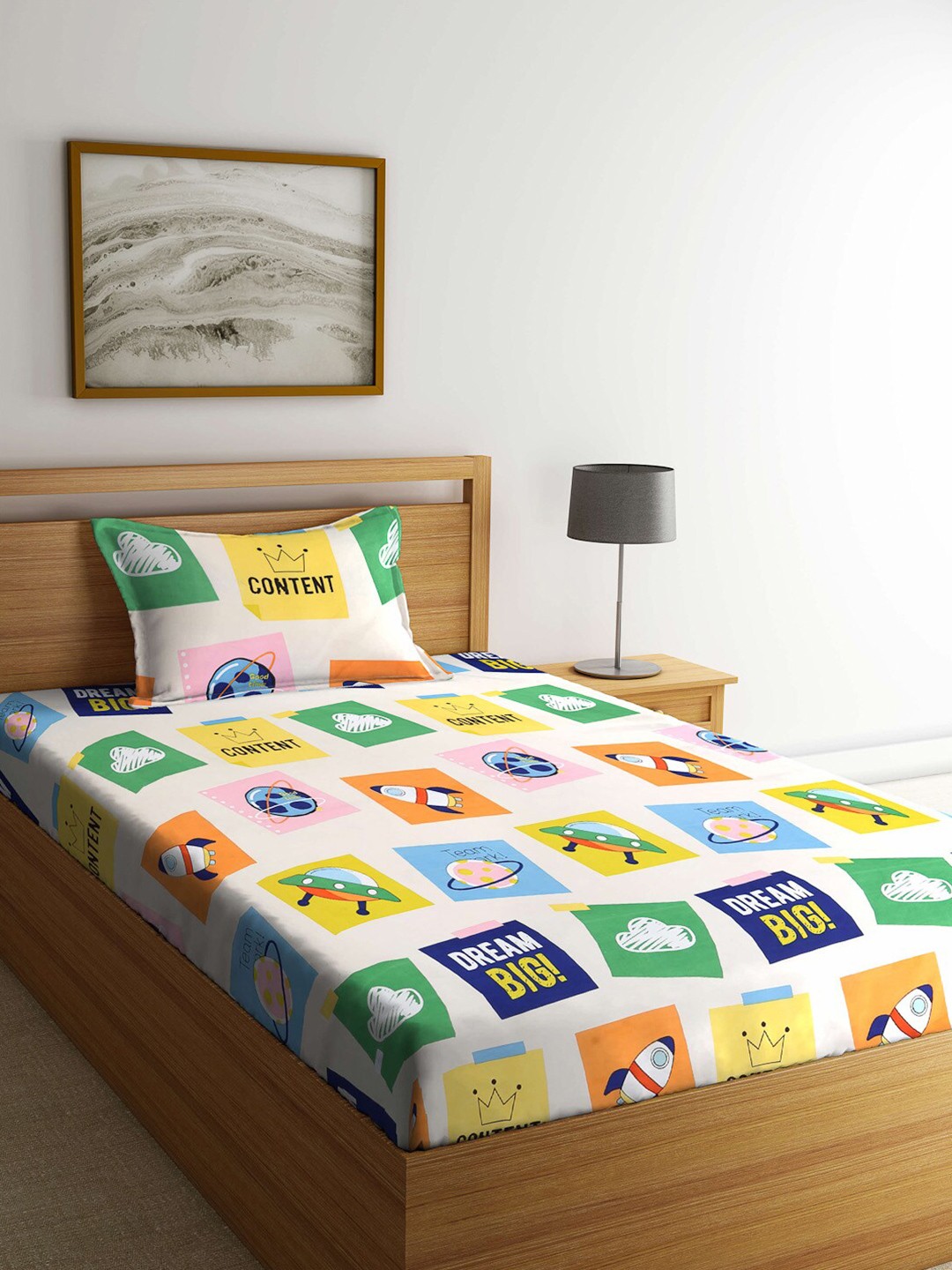 

KLOTTHE White & Green Graphic 210 TC Single Bedsheet with 1 Pillow Covers