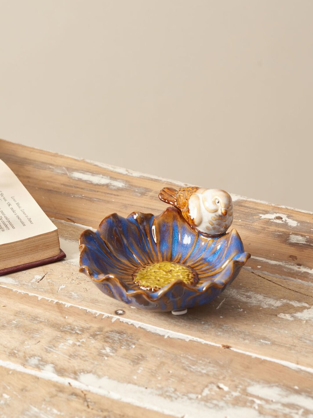 

THEDECORKART Blue & Yellow Bird On Leaf Mini Platter