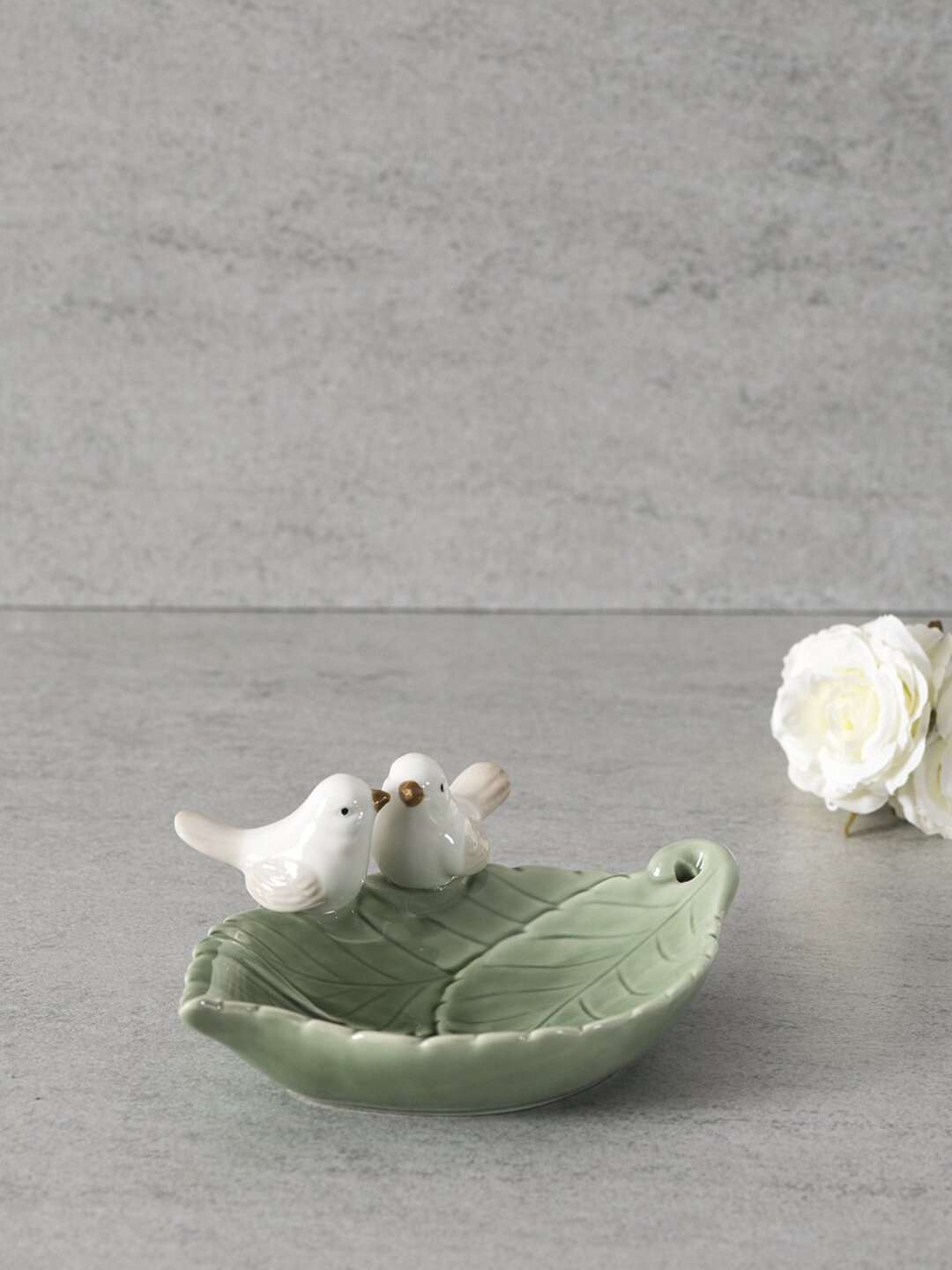 

THEDECORKART Green & White Little Birdies Mini Platter