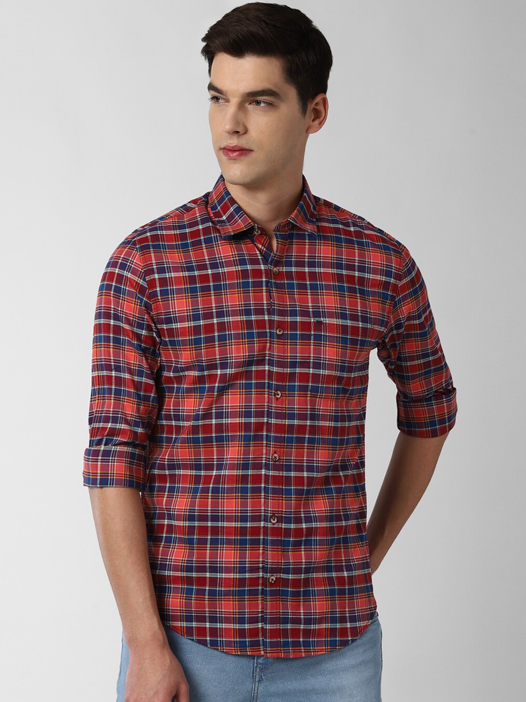 

Peter England Casuals Men Red& Blue Slim Fit Checked Casual Shirt