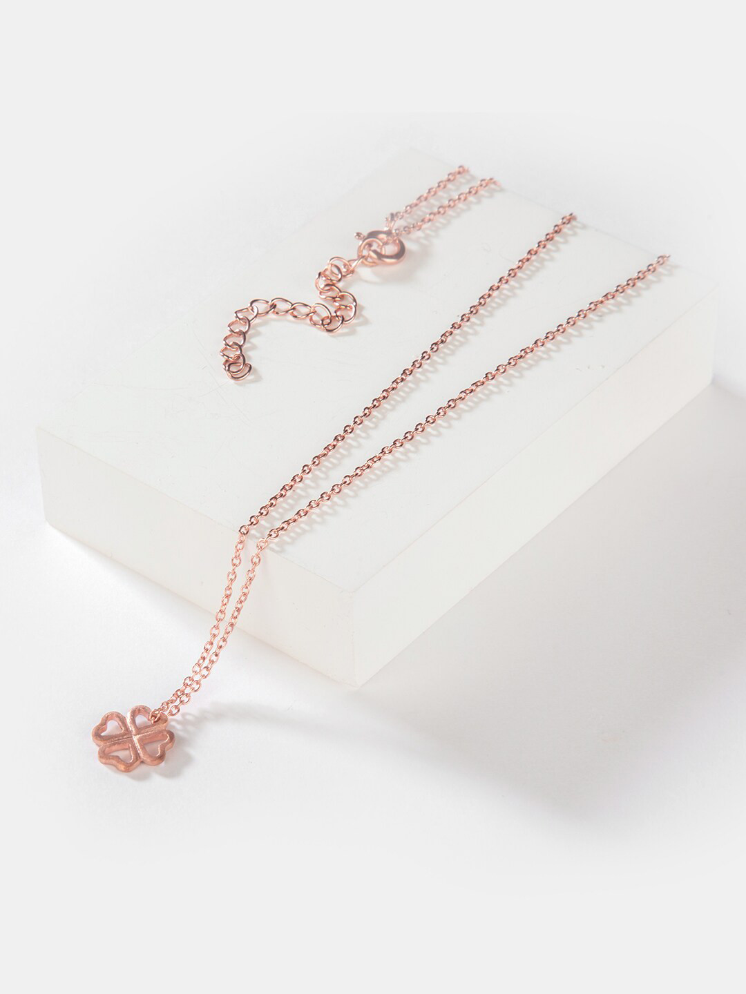 

SHAYA Gold-Toned Silver Gold-Plated The Wing Woman Clover Charm Necklace