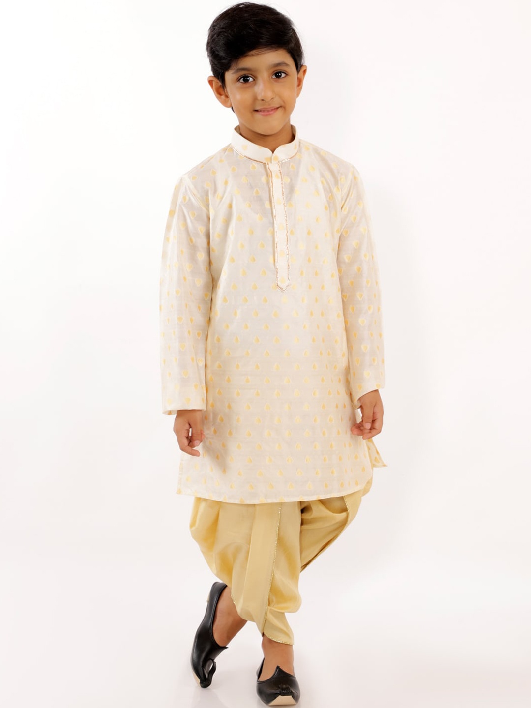 

YK Boys Off White Ethnic Motifs Gotta Patti Kurta with Dhoti Pants & With Dupatta