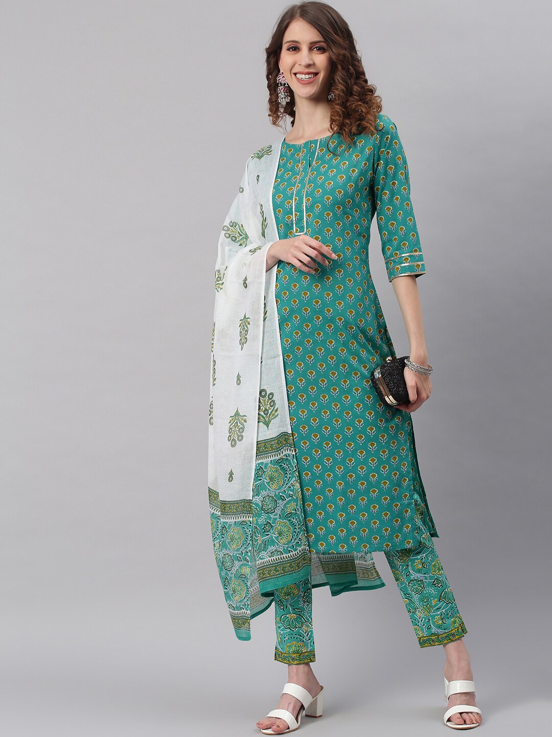 

Janasya Women Green Ethnic Motifs Printed Regular Pure Cotton Kurta with Trousers & With Dupatta