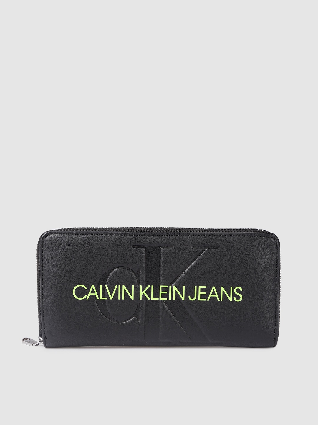 

Calvin Klein Women Black Typography Printed Sculpted Zip Around Wallet