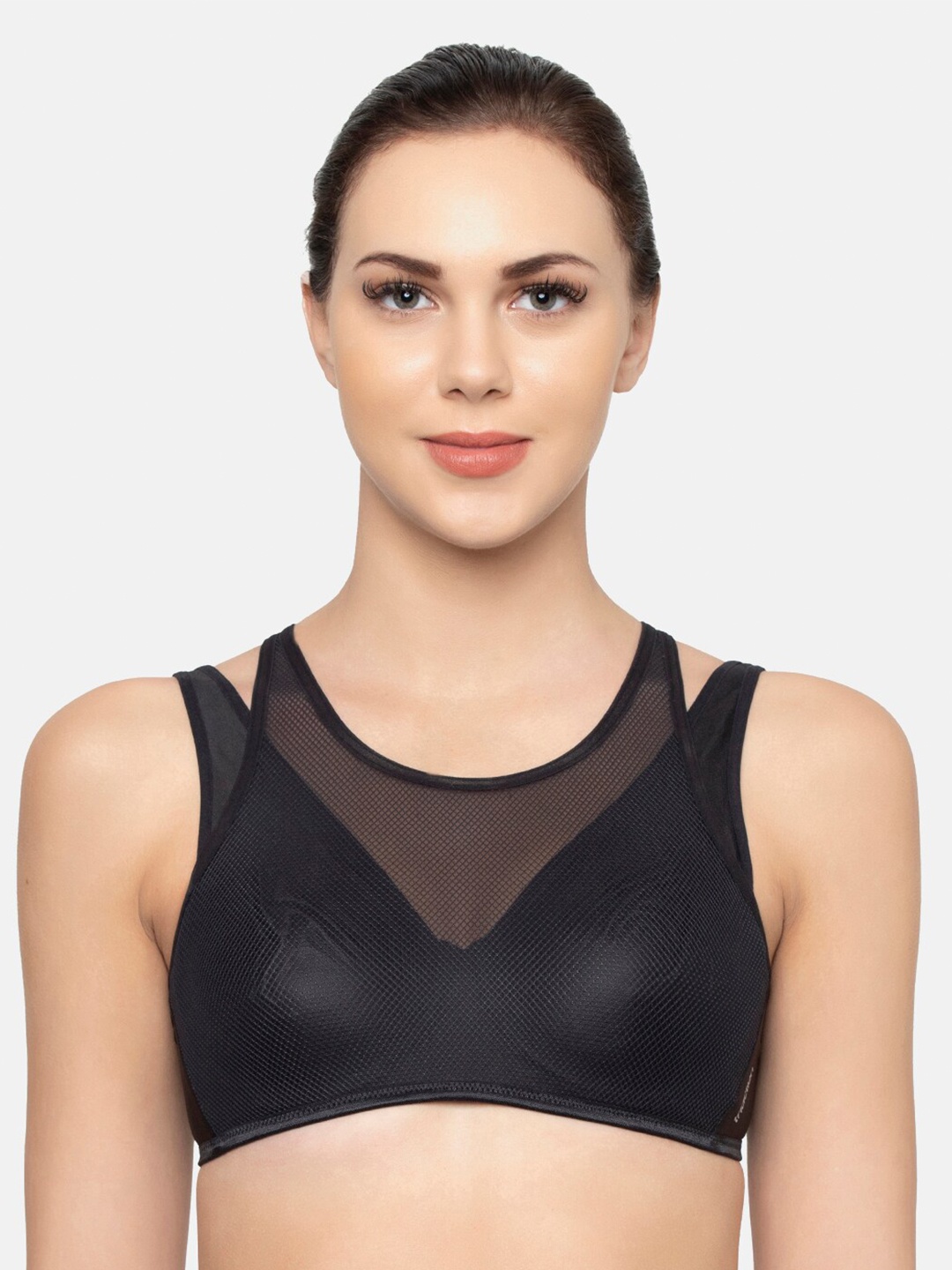 

Triumph Triaction Magic Motion Pro Magic Wired Extreme bounce control Sports Bra, Black