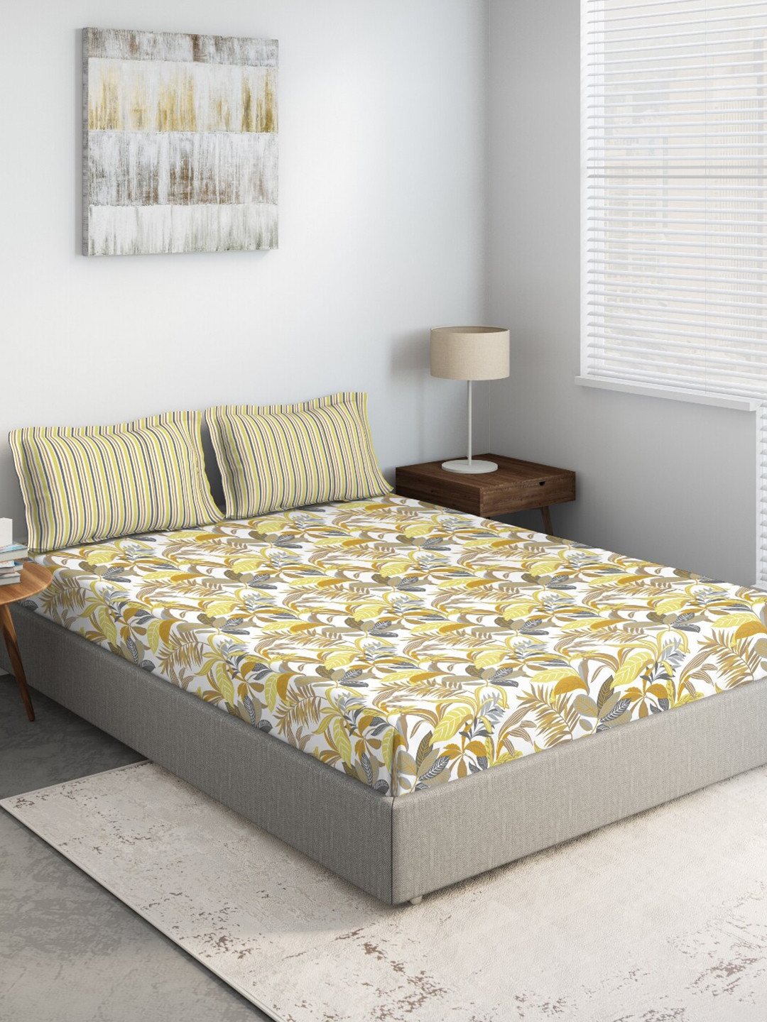 

DDecor White & Grey Floral 144 TC Cotton Fitted King Bedsheet with 2 Pillow Covers