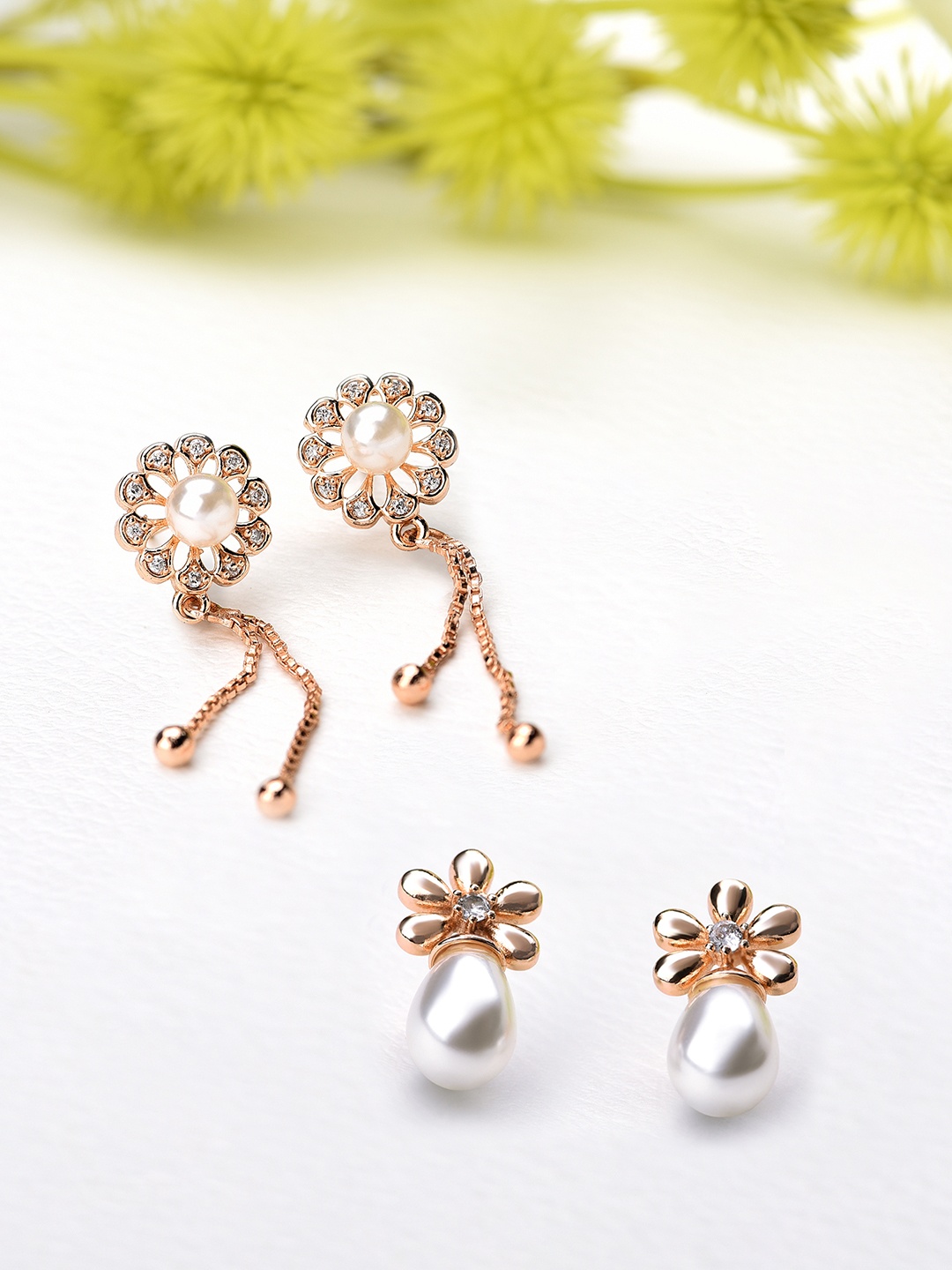 

AMI Rose Gold Toned & Rose Gold Plated Set of 2 Contemporary Studs & Drop Earrings