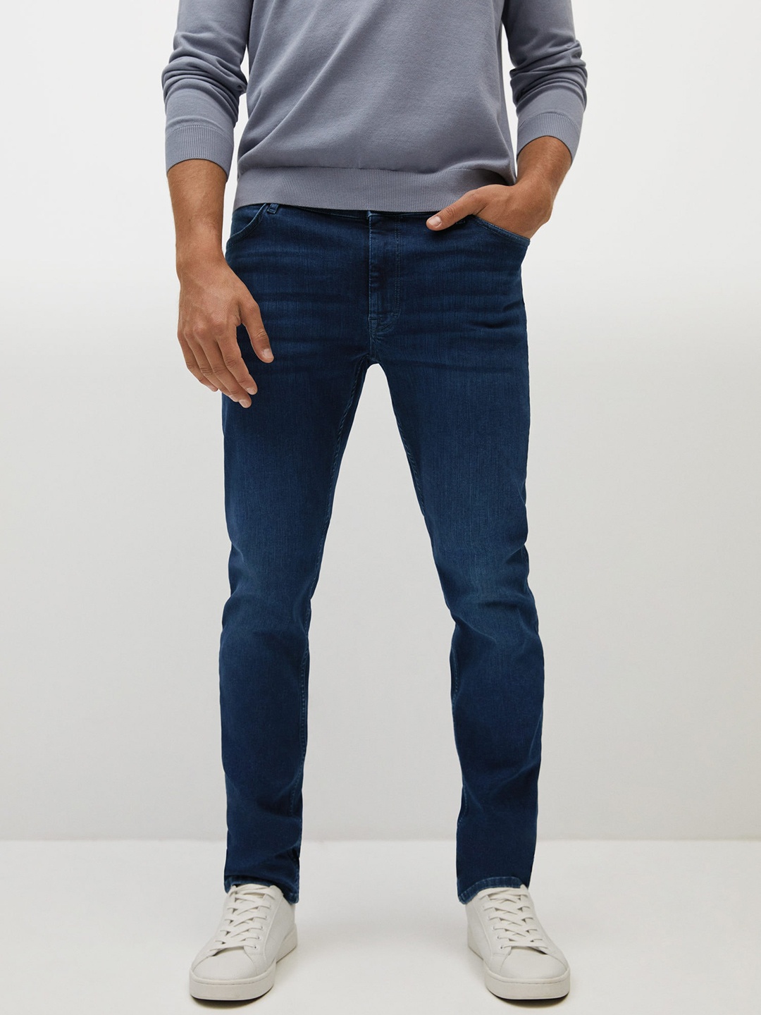

MANGO MAN Navy Blue Slim Fit Light Fade Stretchable Jeans