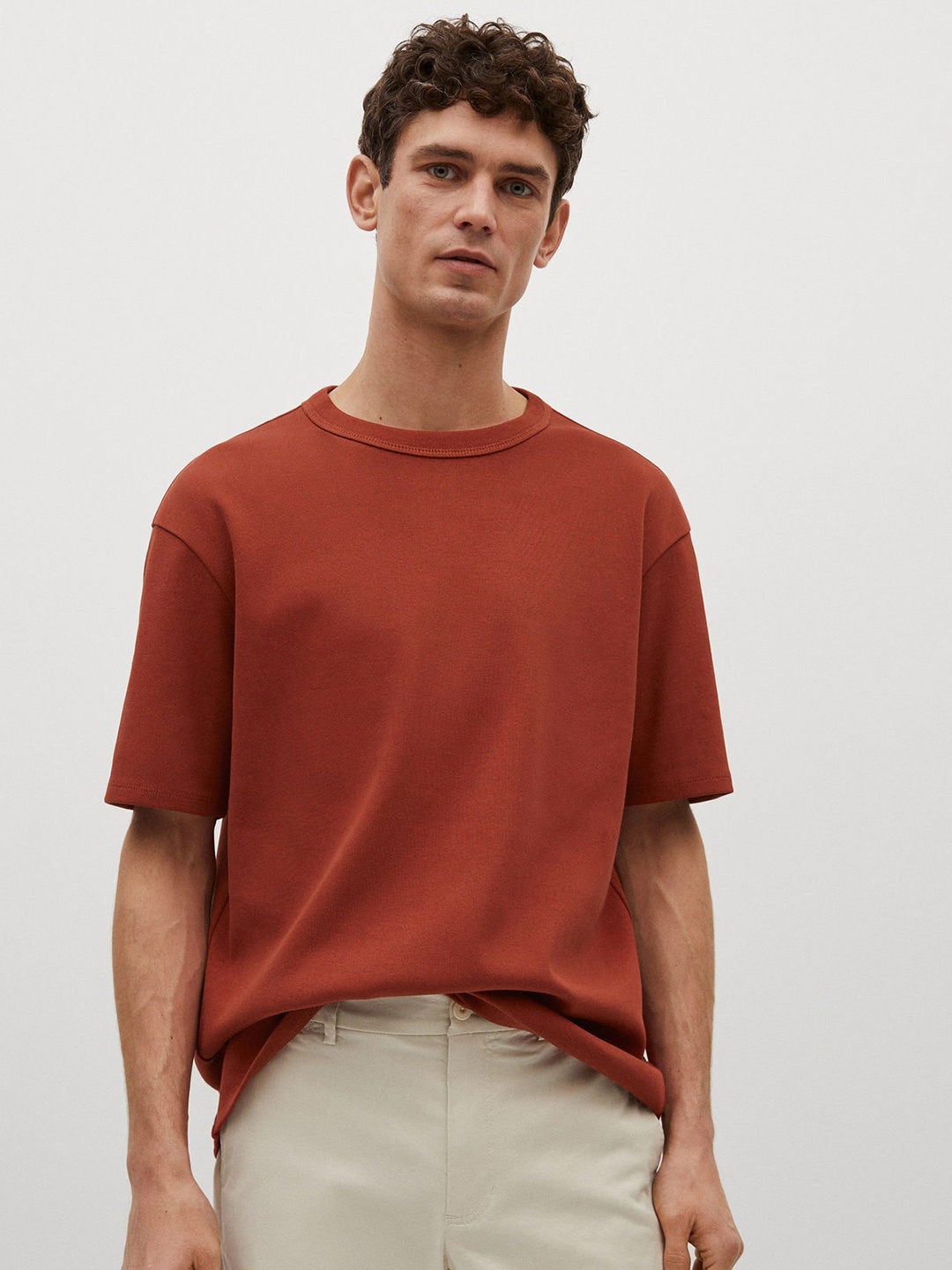 

MANGO MAN Rust Red Relaxed Fit Drop-Shoulder Sleeves Sustainable Cotton Pure Cotton T-shirt