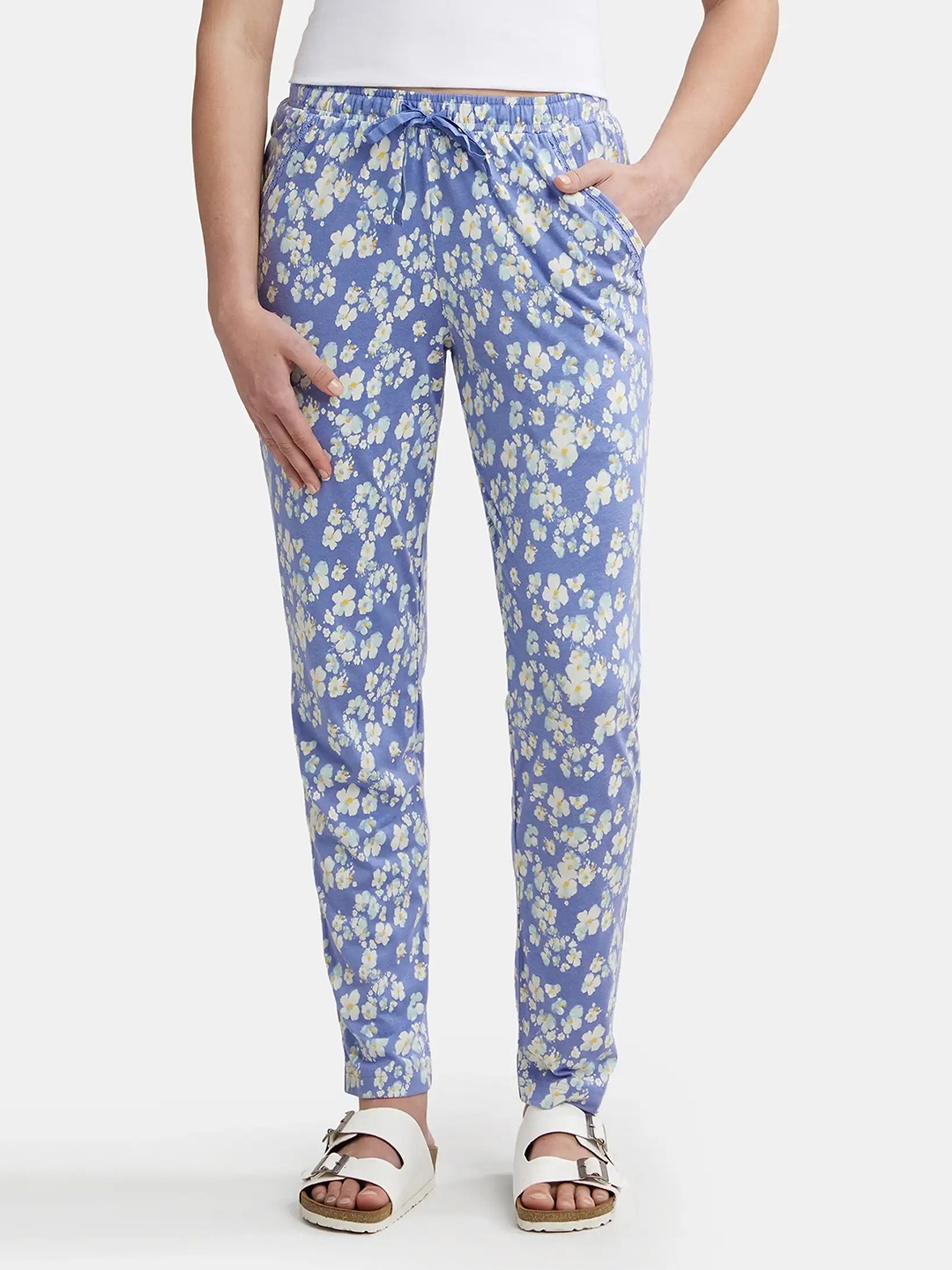 

Jockey Printed Micro Modal Cotton Relaxed Fit Pyjama -RX09, Blue