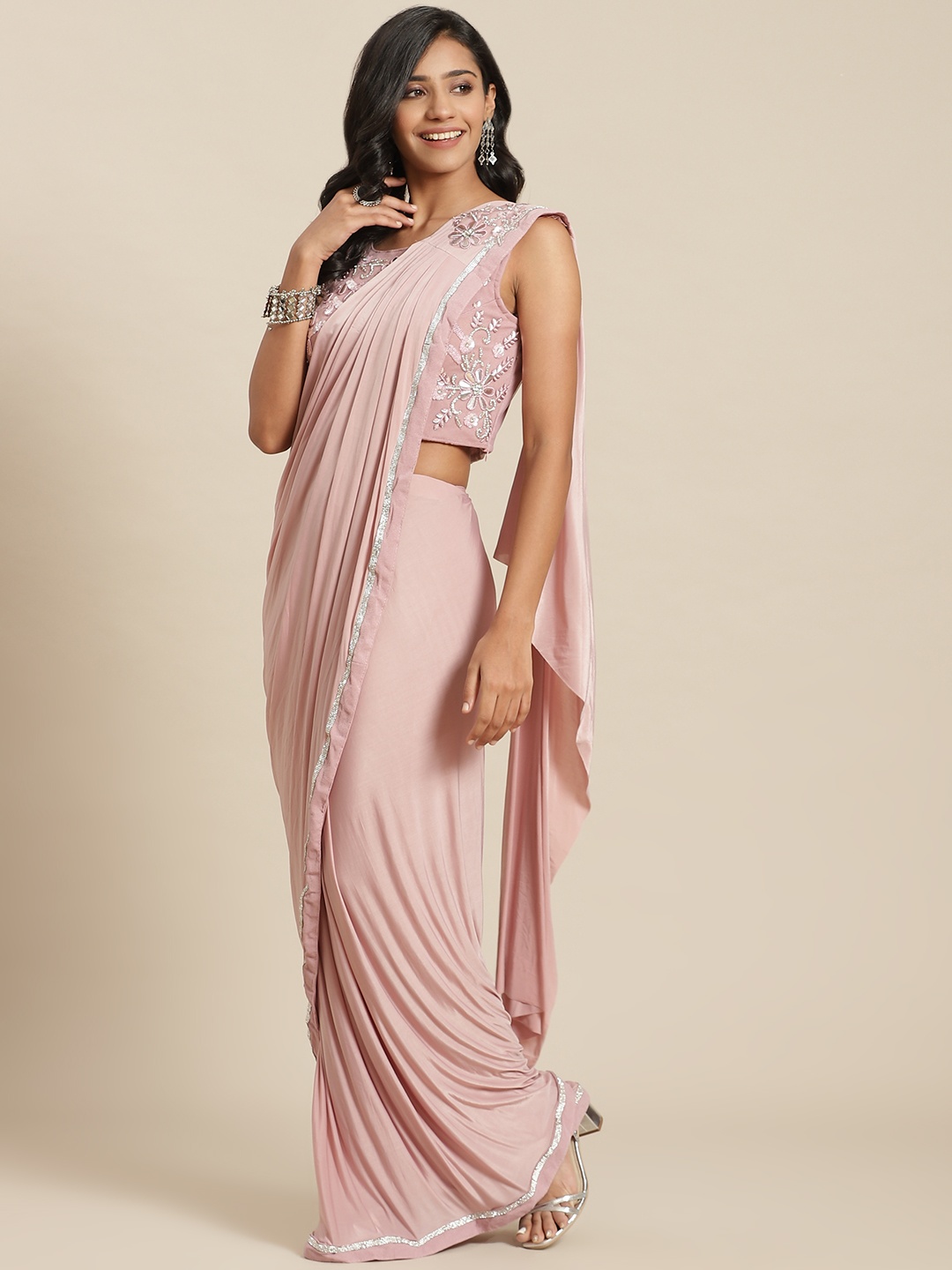 

Grancy Pink Sequinned Poly Georgette Saree