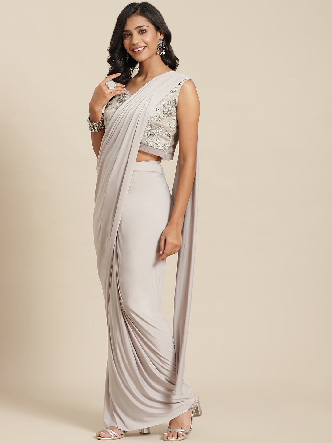 

Grancy Grey Ready to Wear Poly Georgette Saree