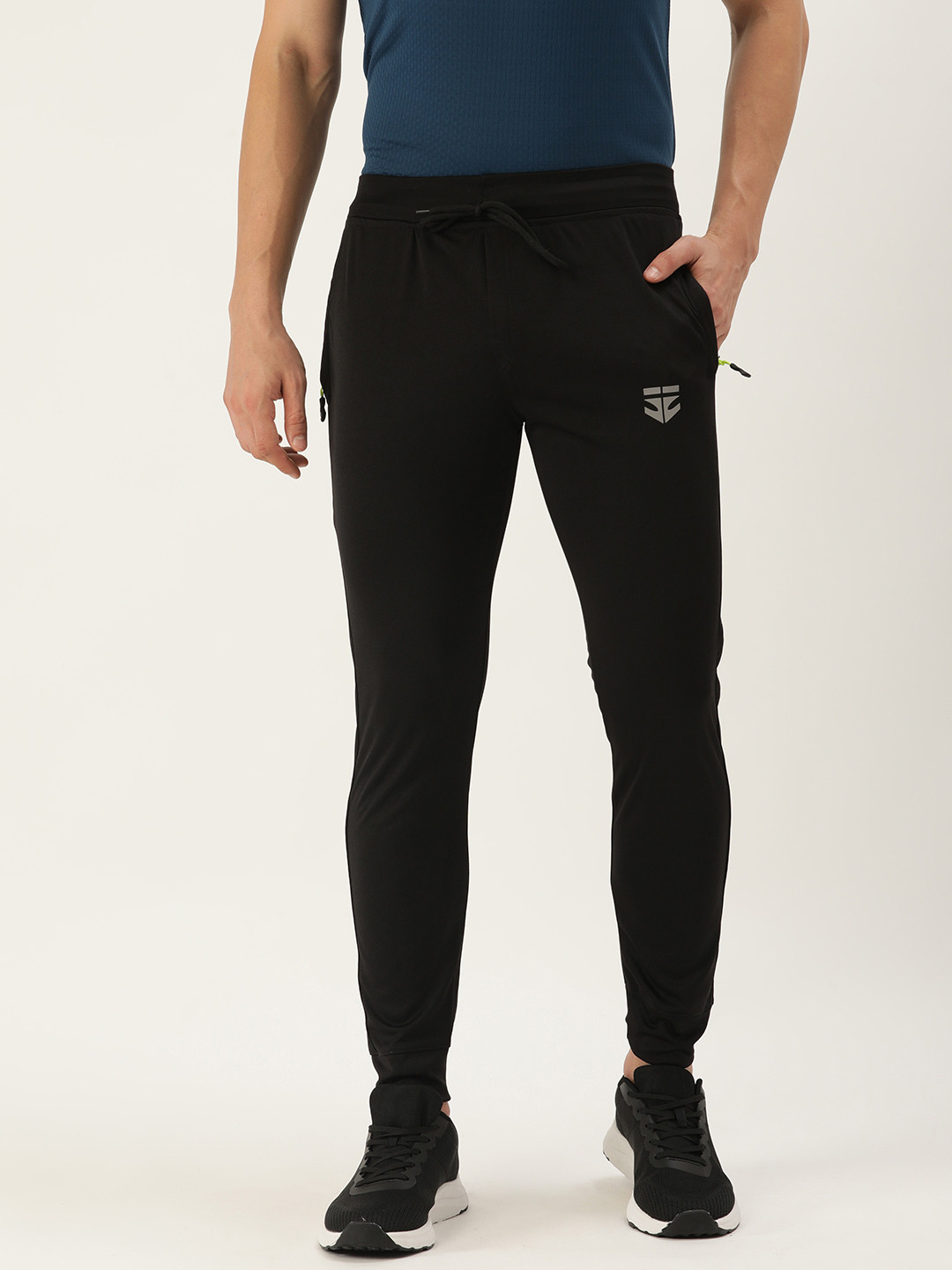 

Sports52 wear Men Black Solid Slim Fit Joggers