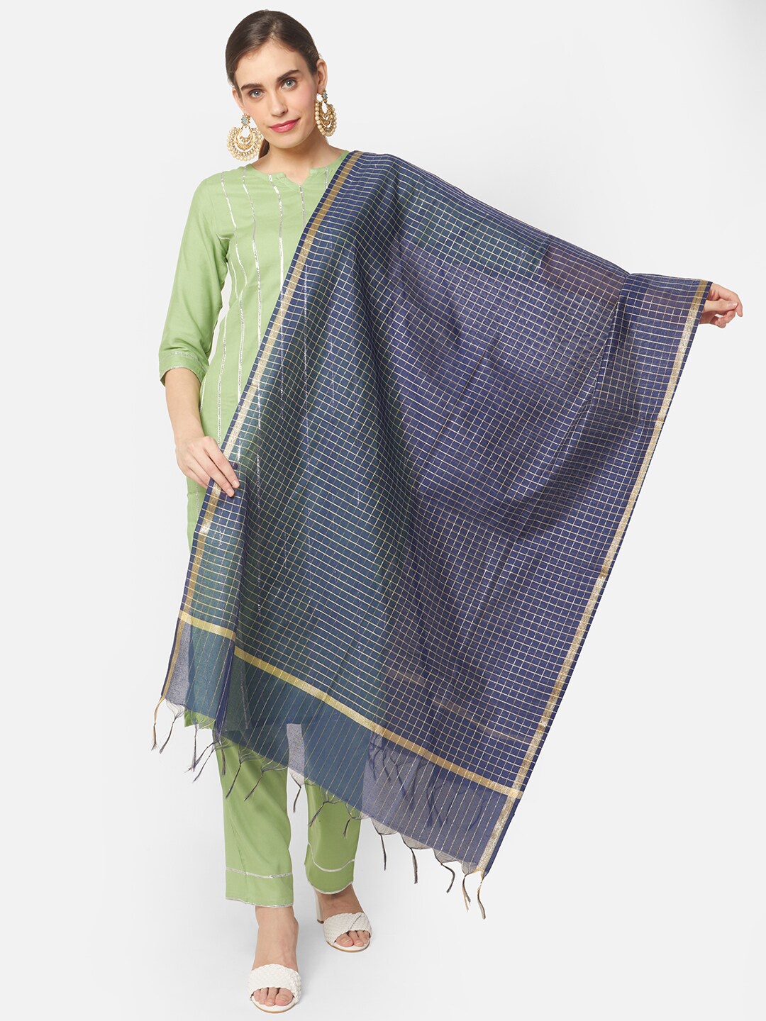 

Dupatta Bazaar Navy Blue & Gold-Toned Checked Dupatta