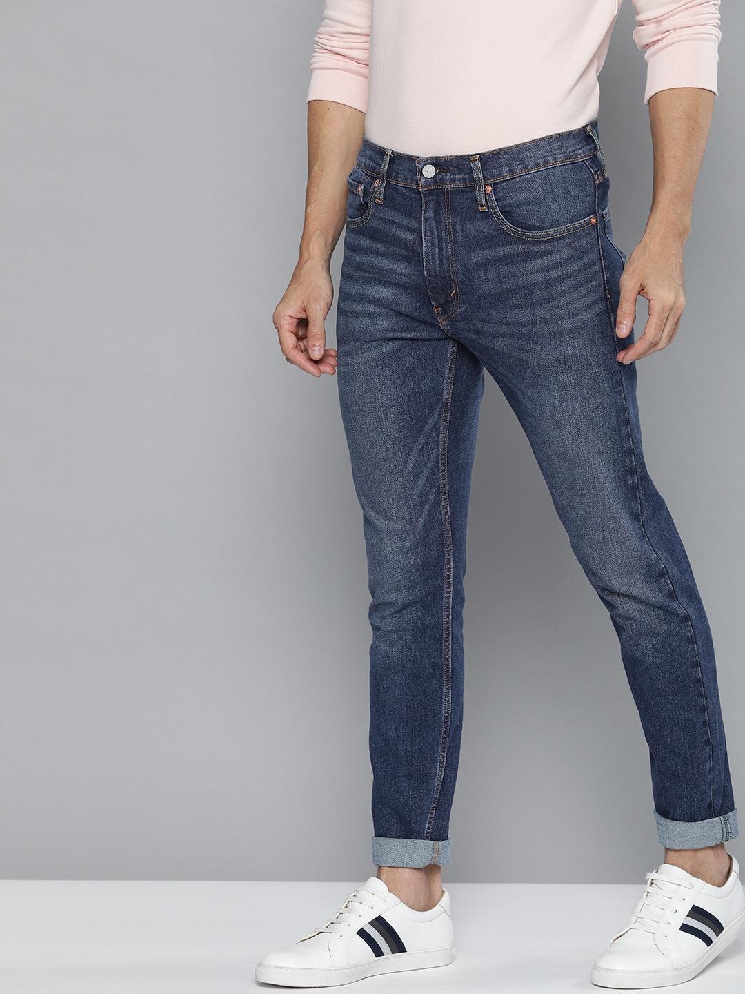 

Levis Men Blue 512 Slim Tapered Fit Light Fade Stretchable Jeans