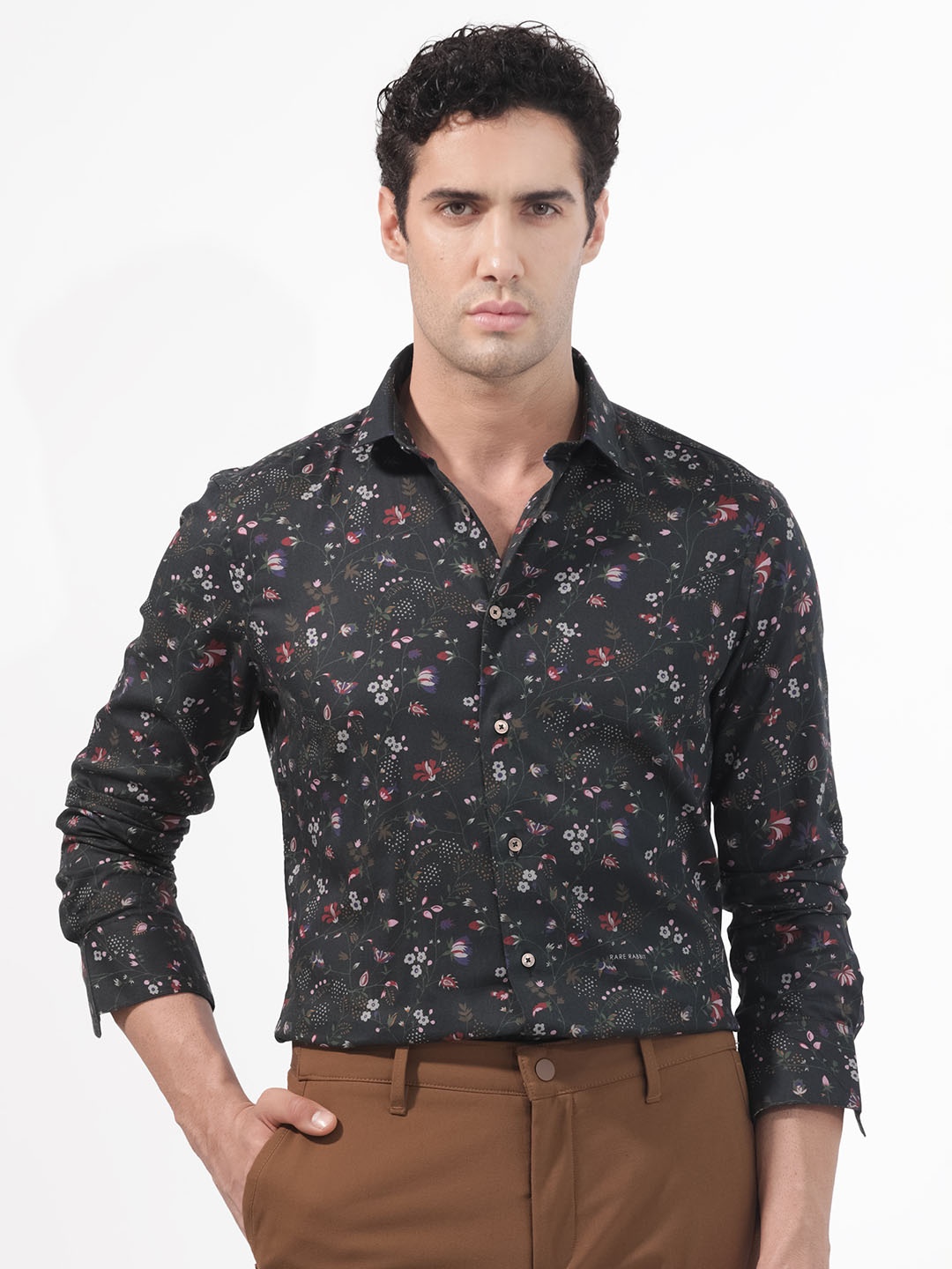 

RARE RABBIT Men Black Tailored Fit Floral Printed Casual Shirt