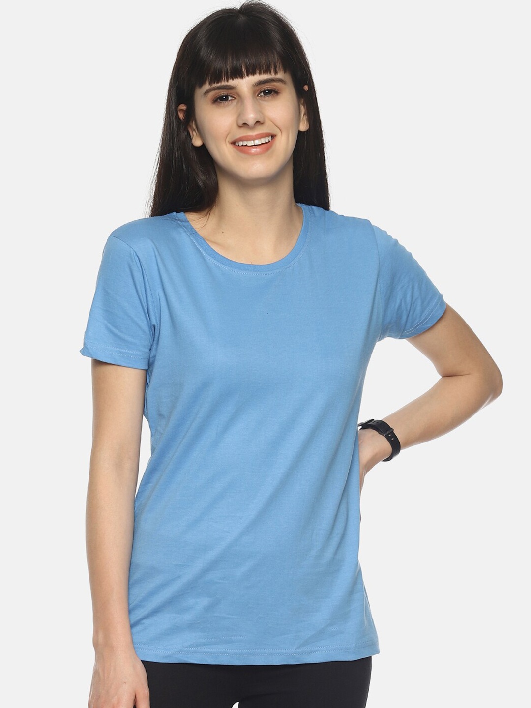 

Young Trendz Women Blue Pure Cotton T-shirt