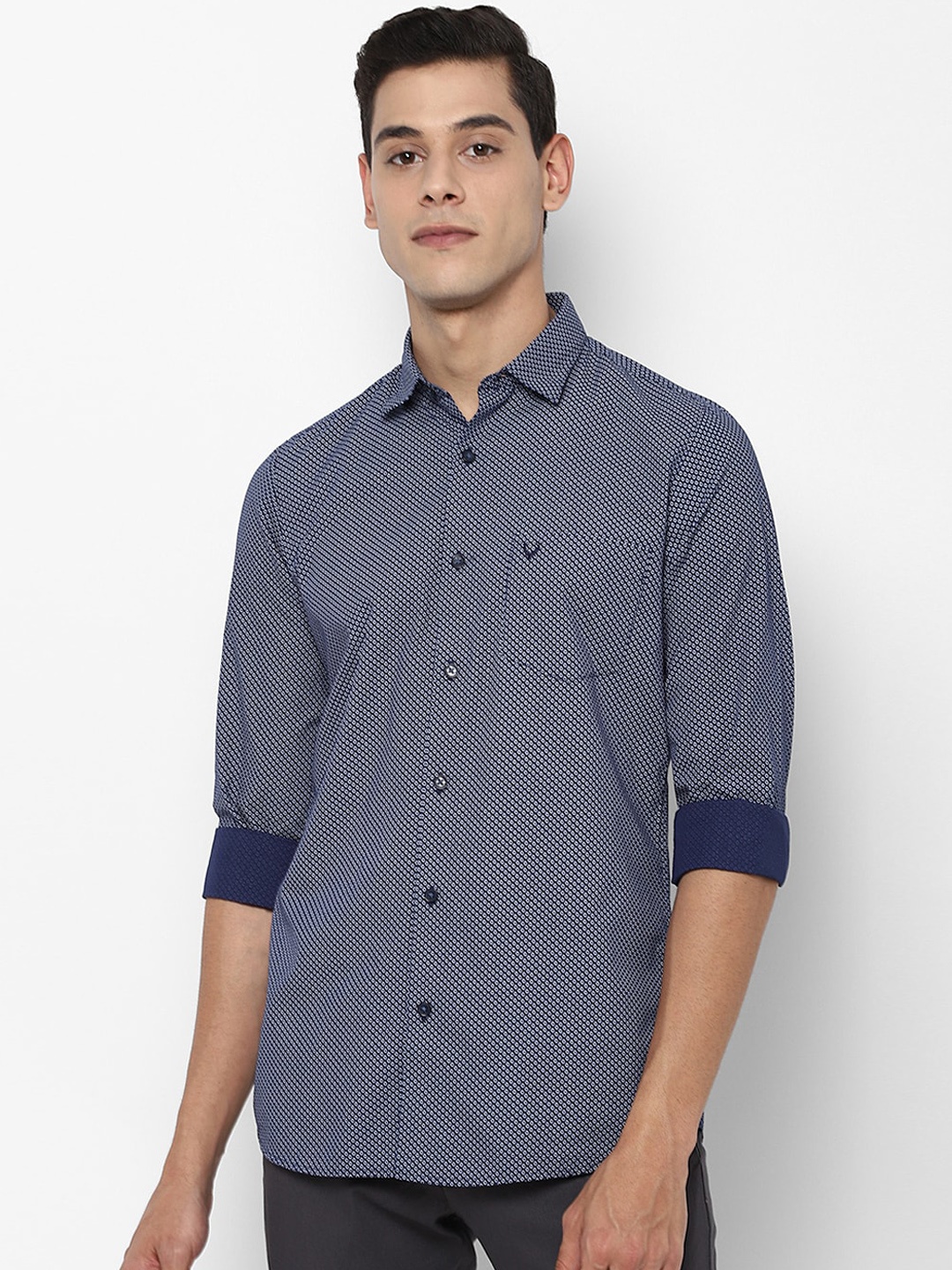 

Allen Solly Men Navy Blue Slim Fit Printed Casual Shirt