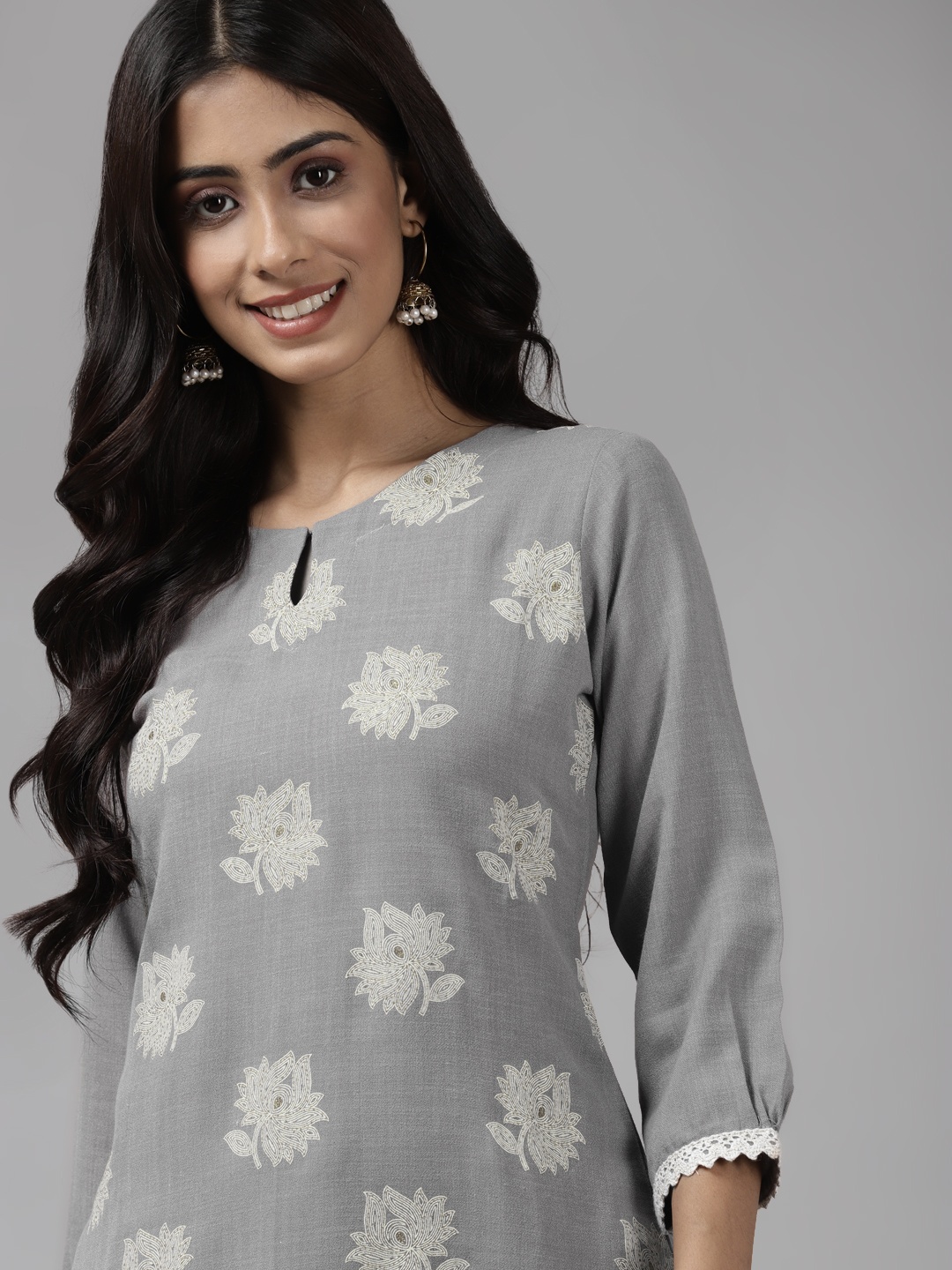 

Indo Era Women Grey & Off White Cotton Ethnic Print Keyhole Neck Straight Kurta
