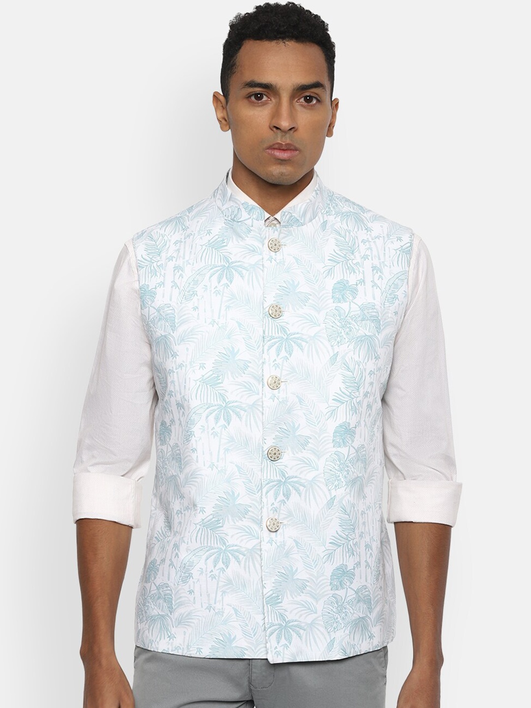 

Van Heusen Men Blue Waistcoat