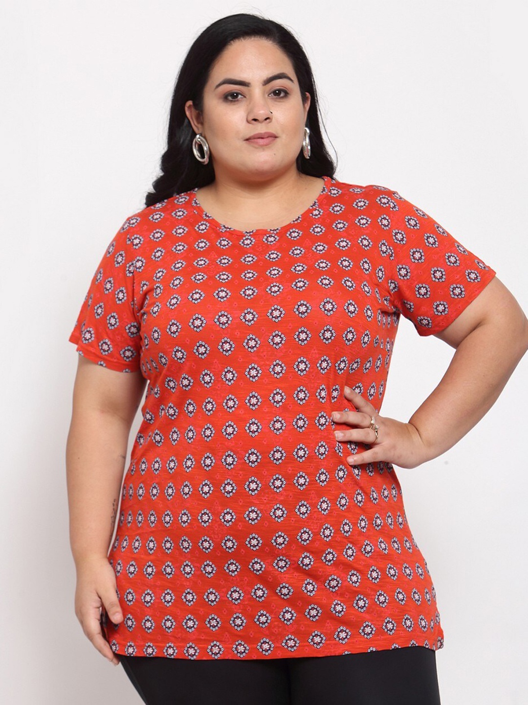 

plusS Women Orange & White Floral Printed T-shirt (Plus Size)