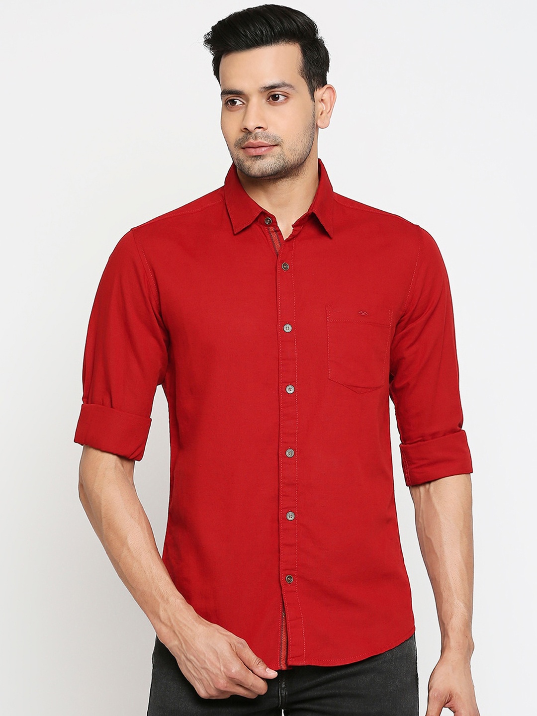 

Mufti Men Red Cotton-Linen Full Sleeves Relaxed Shirt