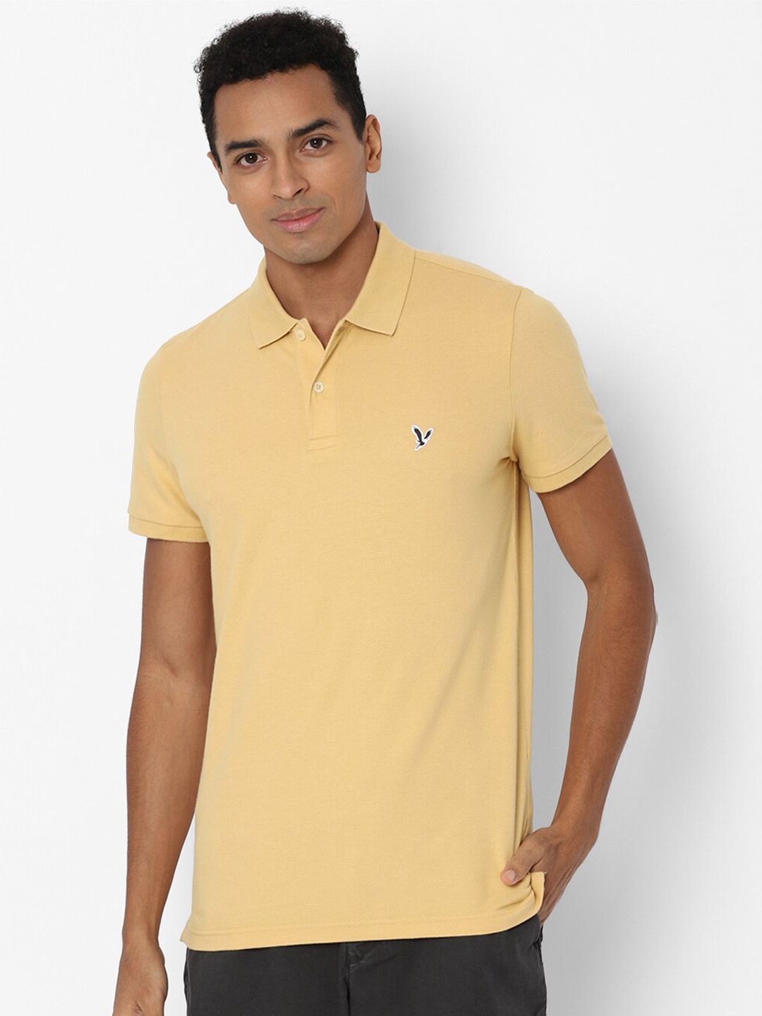 

AMERICAN EAGLE OUTFITTERS Men Yellow Polo Collar Slim Fit T-shirt
