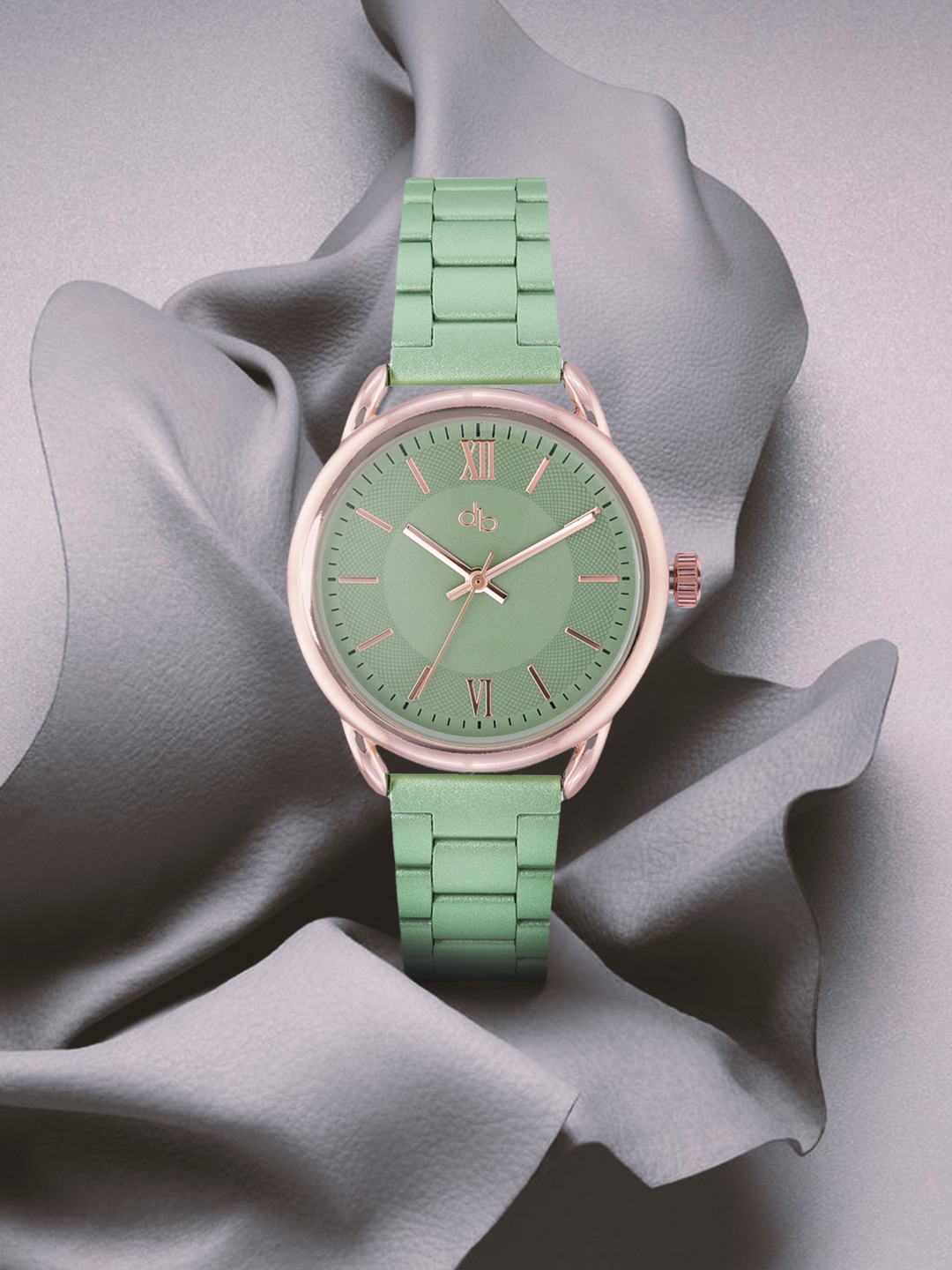 

DressBerry Women Mint Green Analogue Multi Function Watch PN-PF-DK2494A