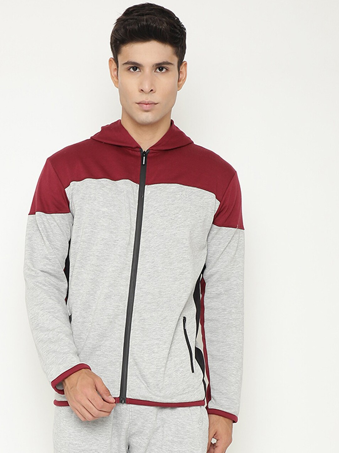 

Chkokko Men Grey Colourblocked Lightweight Sporty Jacket