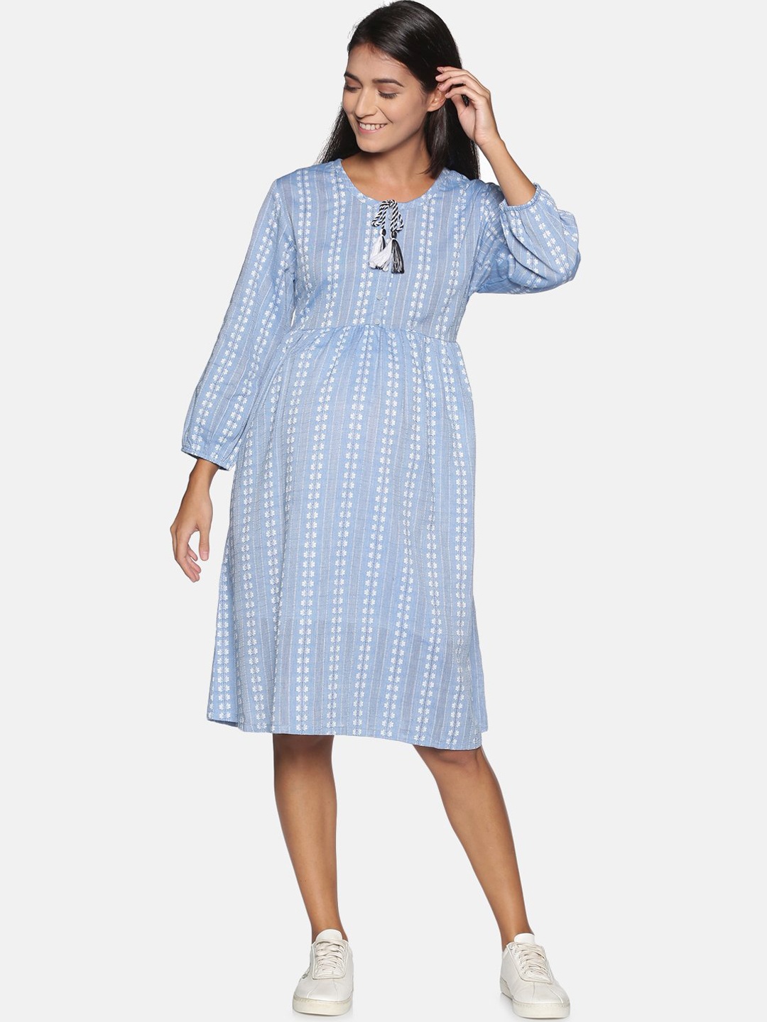 

The Mom Store Blue and White Ditsy Floral Printed Maternity Empire Dress