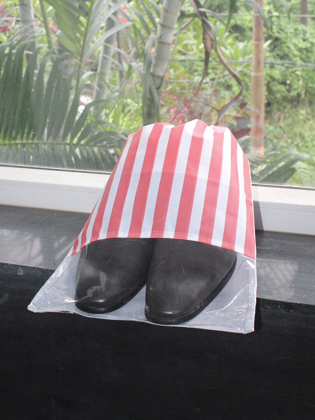 

prettykrafts Set Of 2 Peach-Coloured & White Striped Dust-Proof Shoe Organisers