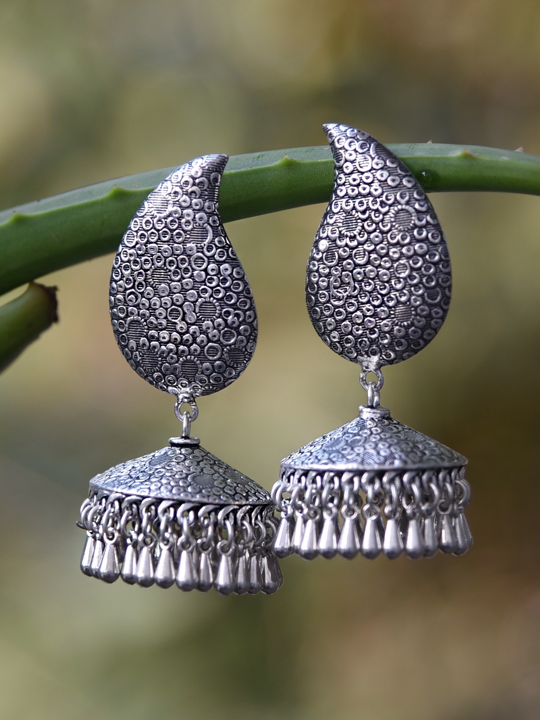 

FIROZA Silver-Toned Contemporary Jhumkas Earrings