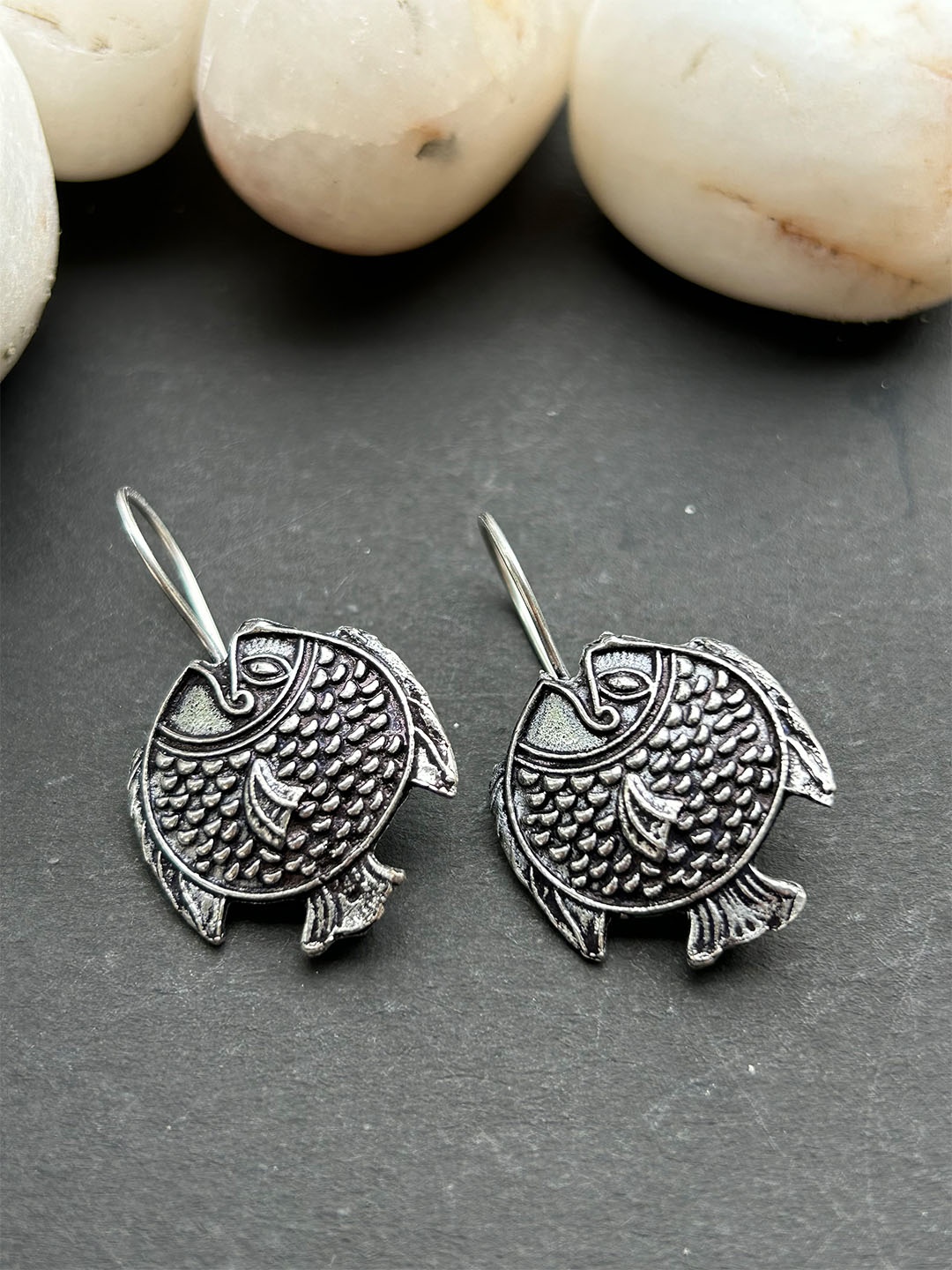

FIROZA Silver-Toned Oxidized Contemporary Drop Earrings