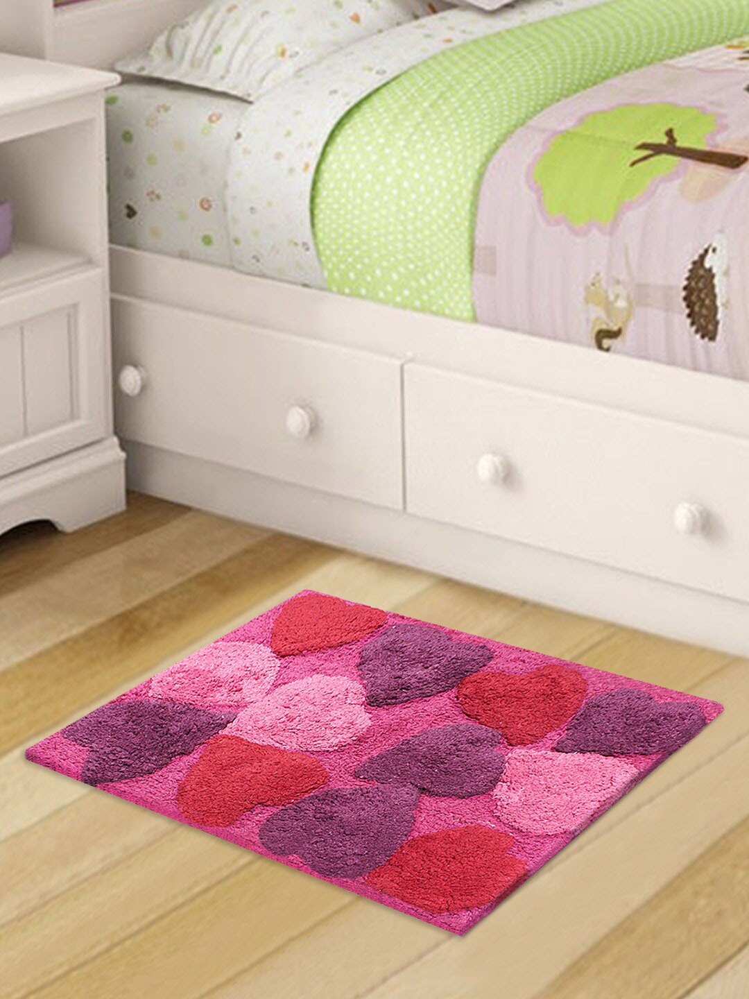 

Good Homes by Home Candy Multicolored Heart Design Soft Bath Mat, Multi