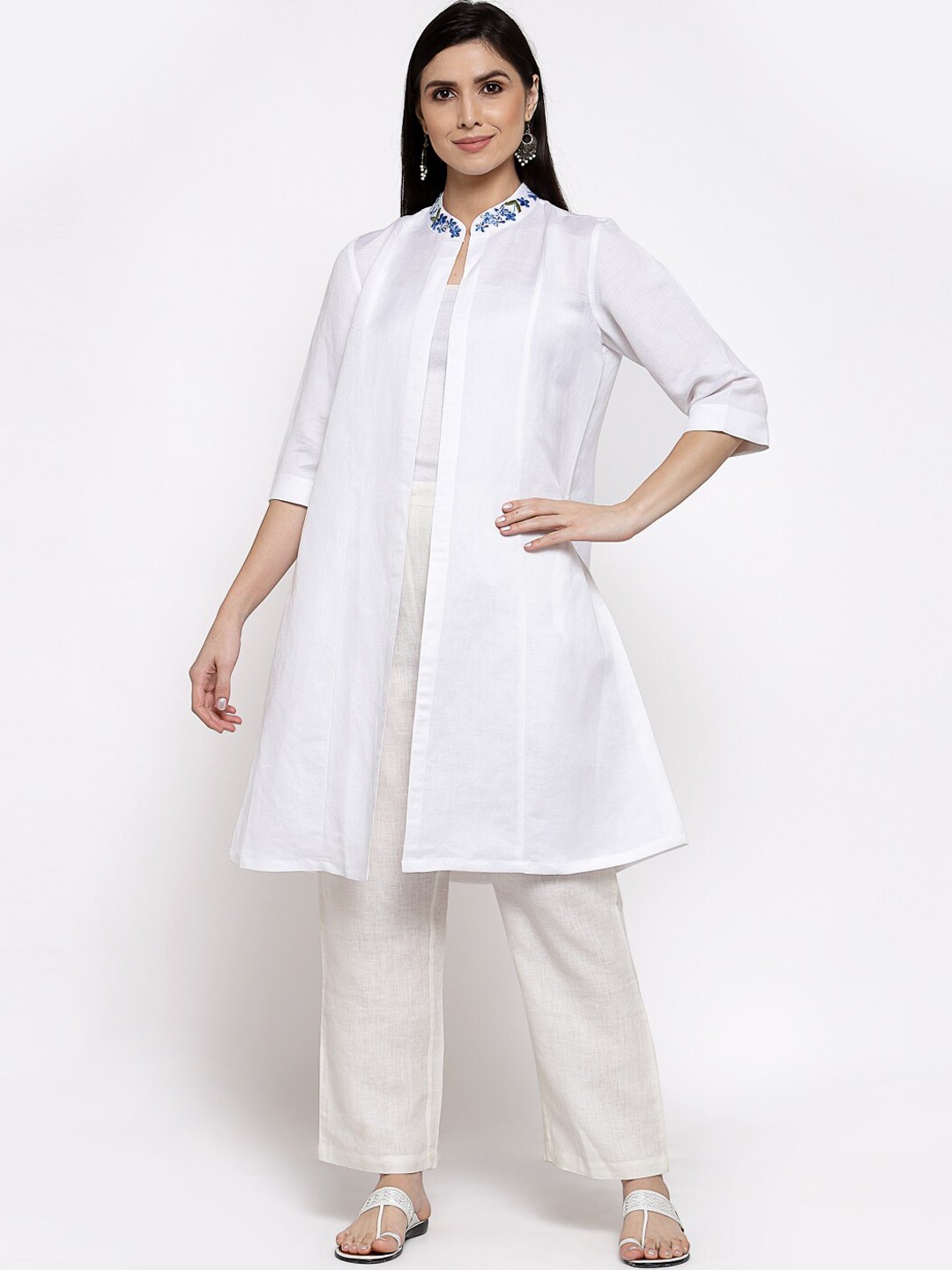 

DART STUDIO Women White Ethnic Embroidered Longline Shrug