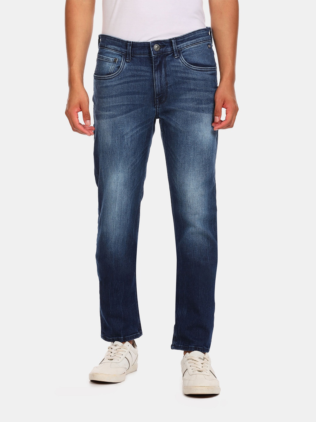 

Arrow Sport Men Blue Low Distress Heavy Fade Jeans