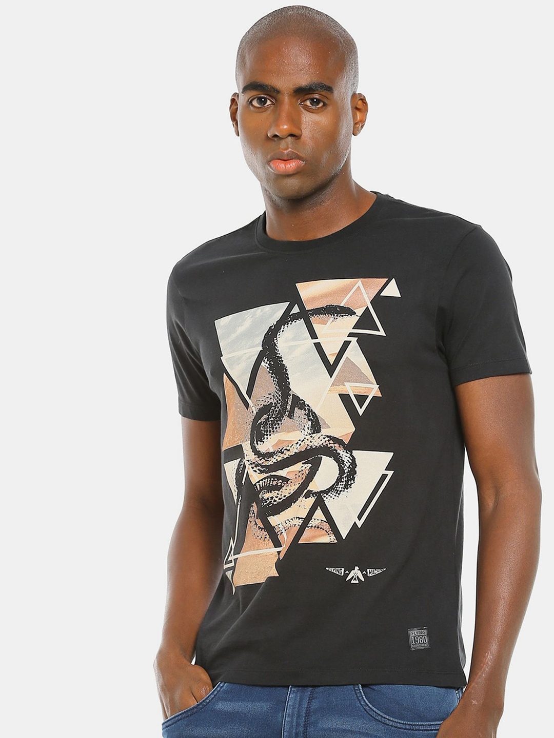 

Flying Machine Men Black and Beige Graphic Printed T-shirt