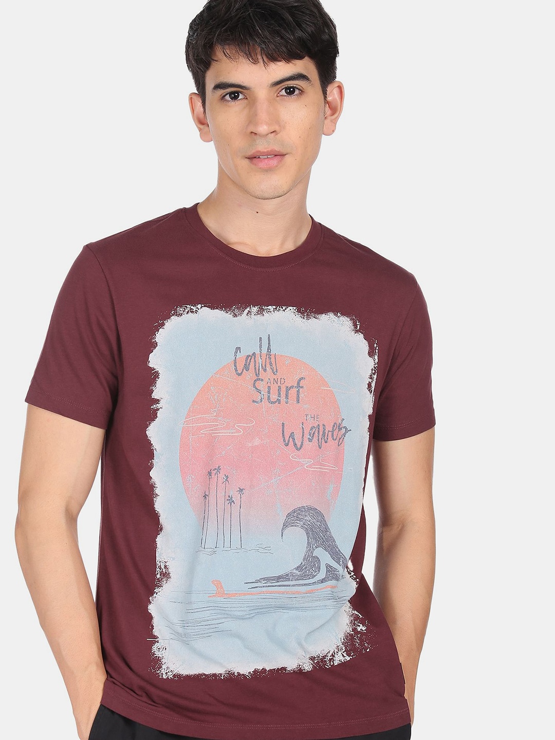 

Flying Machine Men Maroon Blue Printed Tropical Pure Cotton T-shirt