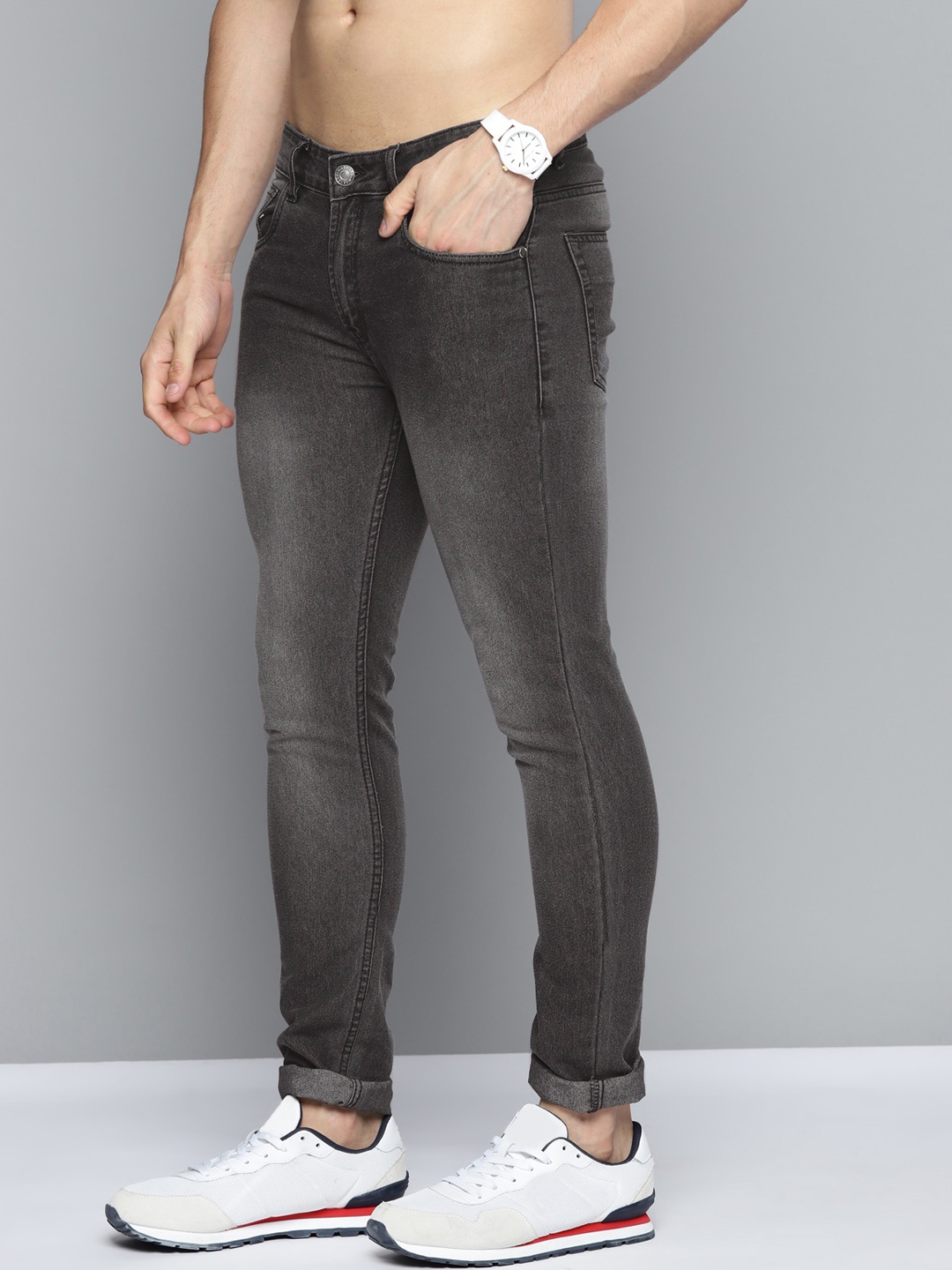 

Harvard Men Grey Skinny Fit Light Fade Stretchable Jeans