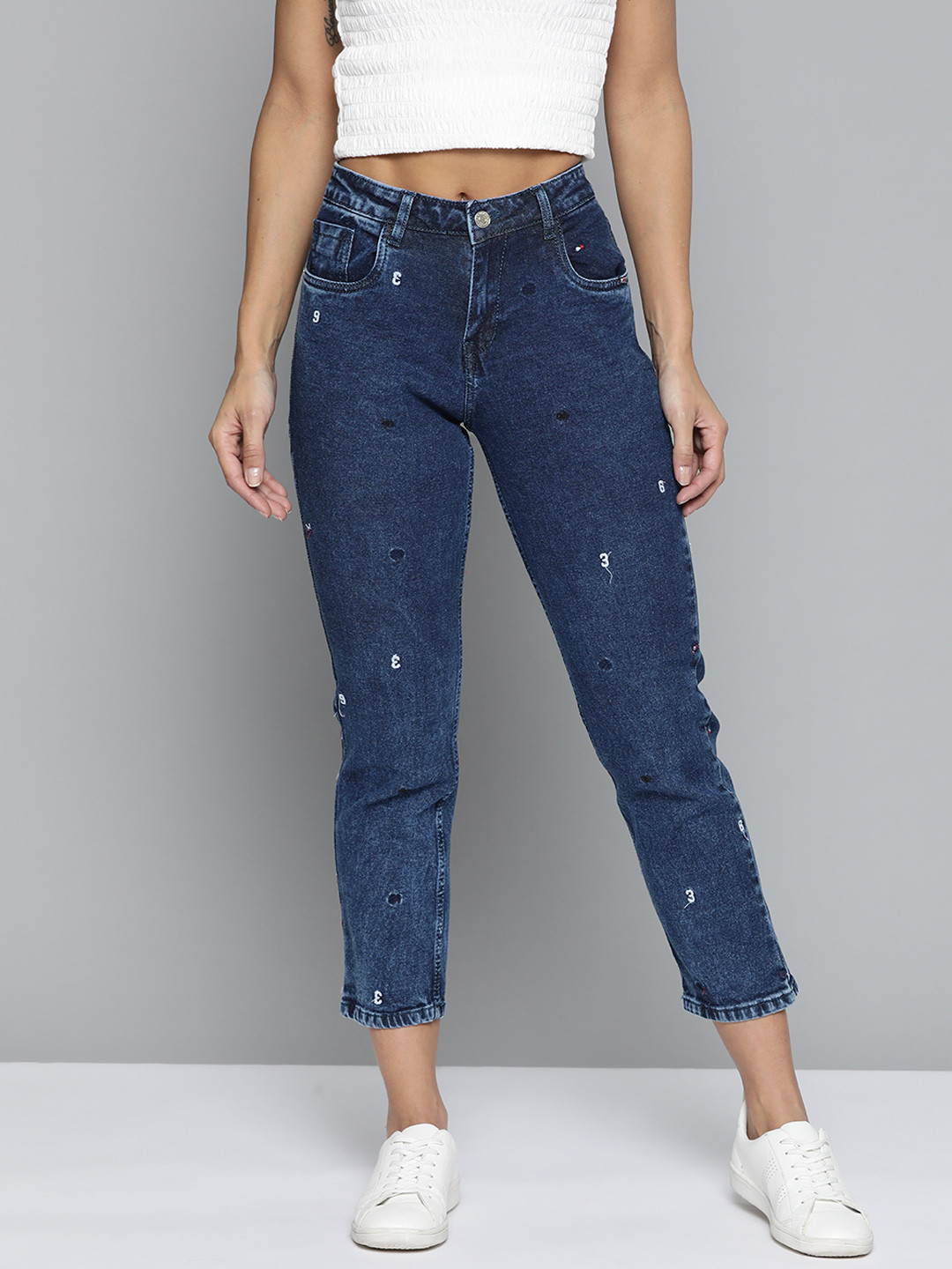 

Harvard Women Navy Blue Embroidered Stretchable Regular Fit Jeans