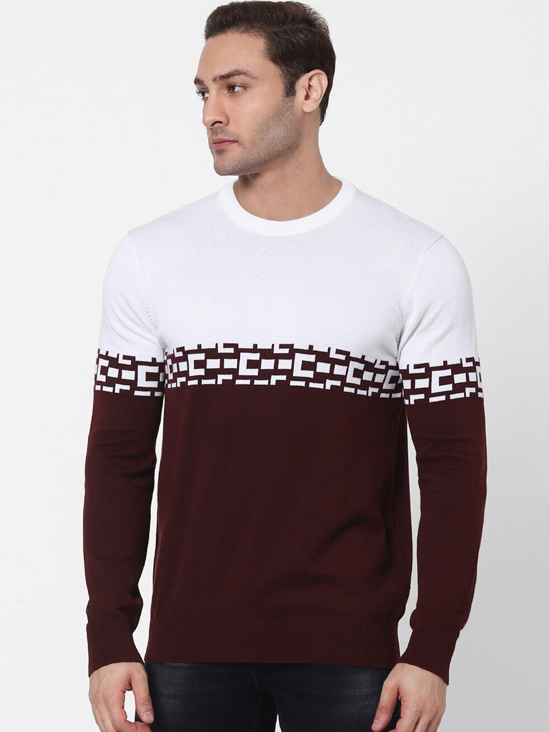 

Celio Men Burgundy Colourblocked