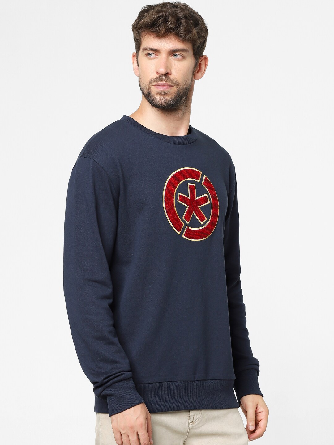 

Celio Men Navy Blue Applique Sweatshirt
