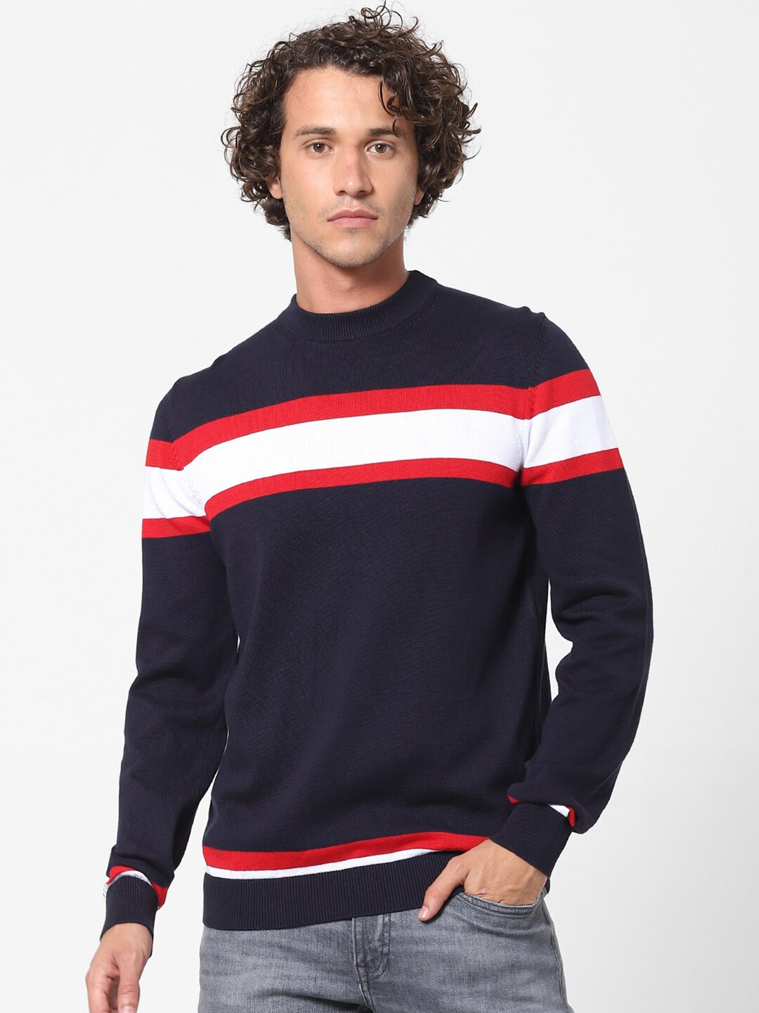 

Celio Men Red Colourblocked, Navy blue