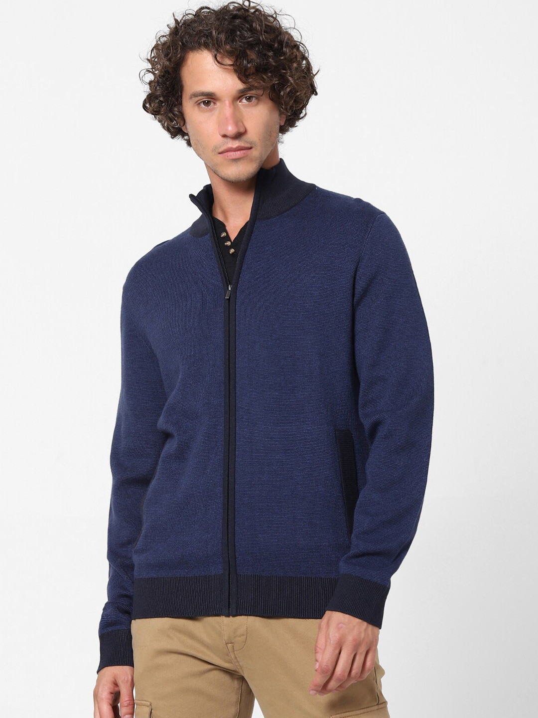 

Celio Men Blue Solid