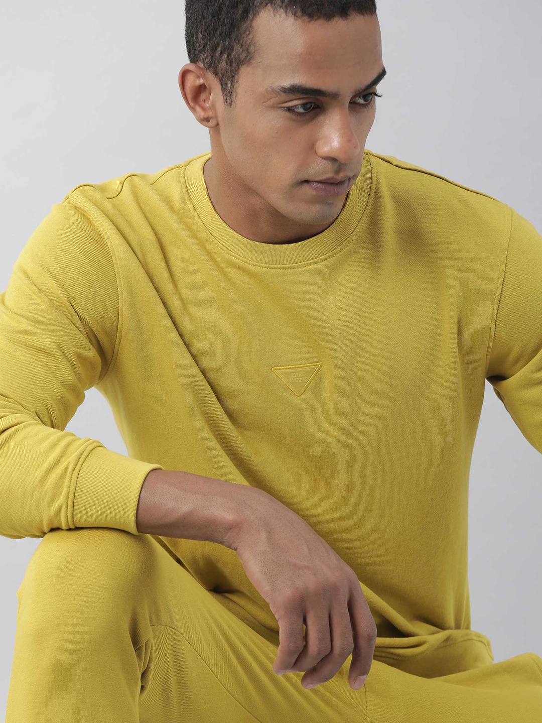 

RARE RABBIT Men Eden Slim Fit Yellow Sweatshirt
