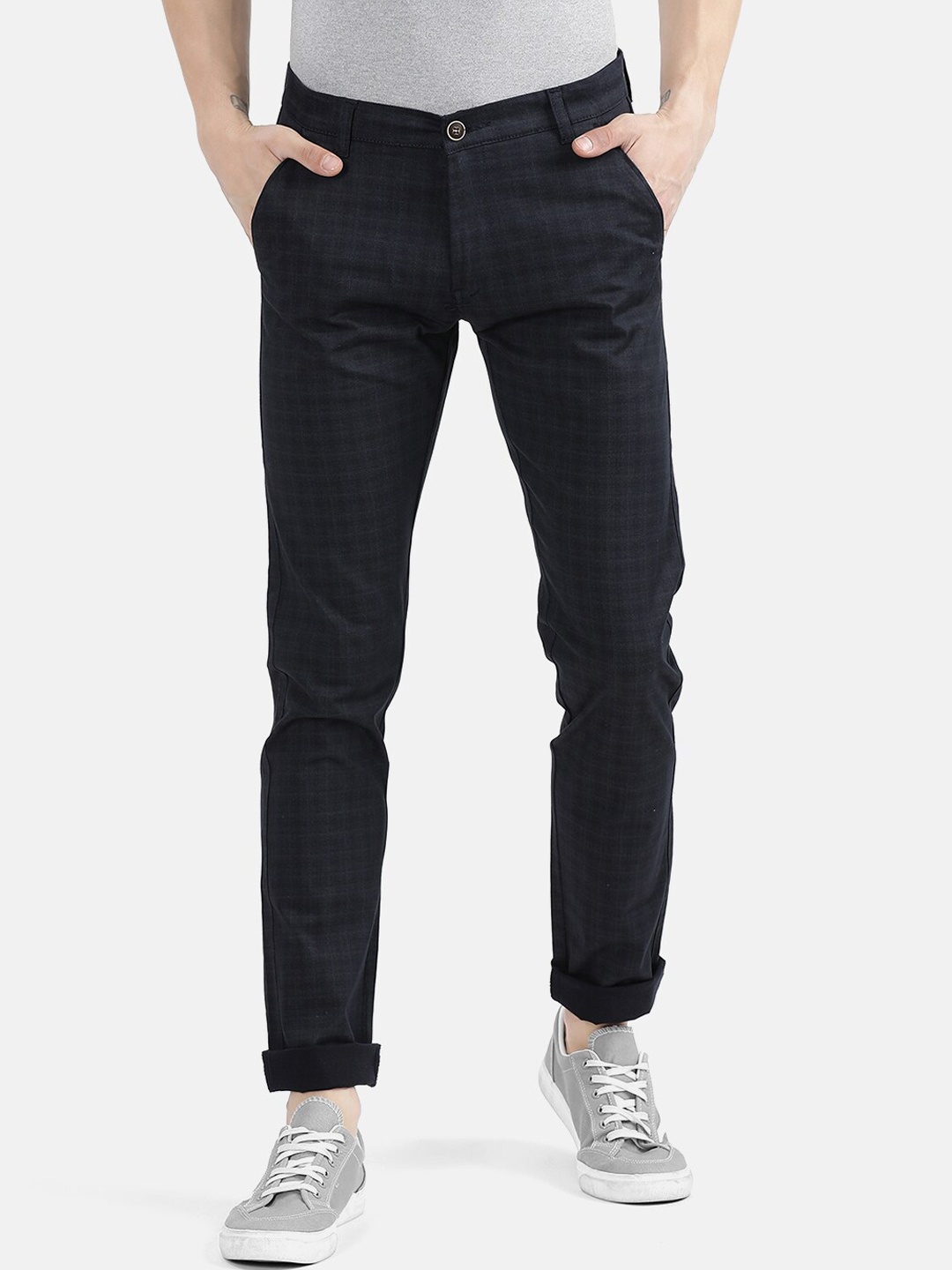 

V2 Value & Variety Men Blue Checked Chinos Trousers
